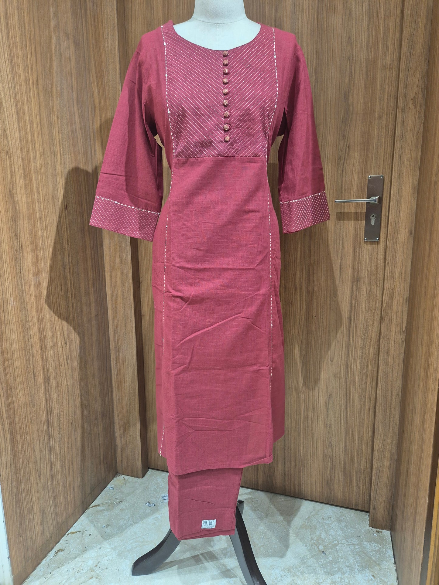 OFFER SALES TOP AND BOTTOM - IHA 26703