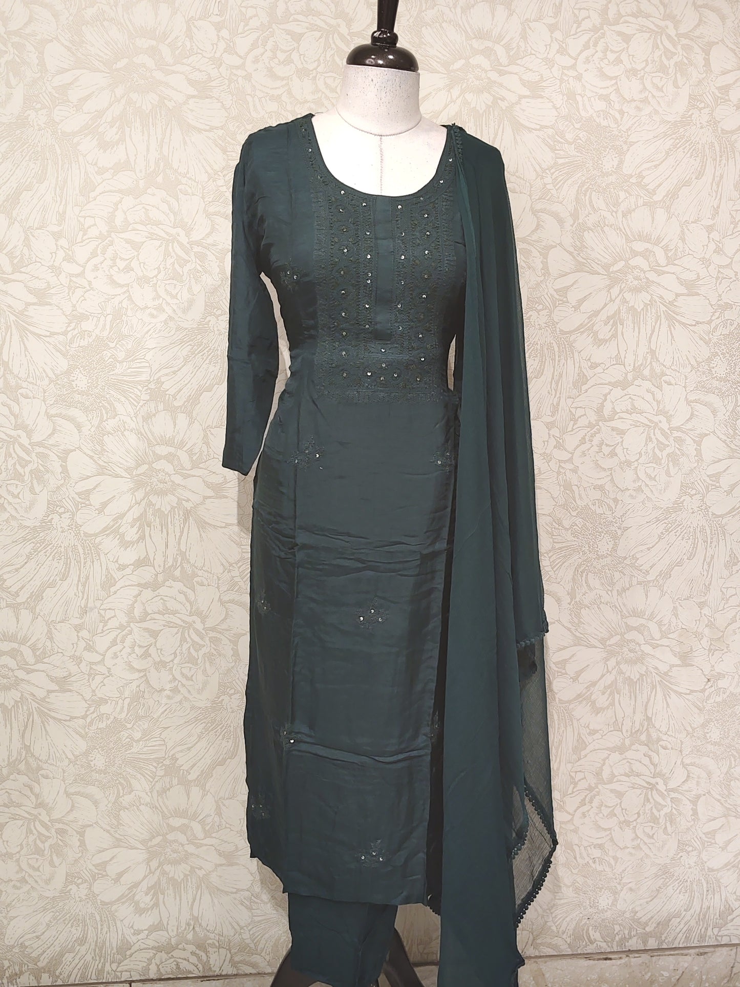 OFFER SALES TOP AND BOTTOM COLLECTIONS - IHA 27407