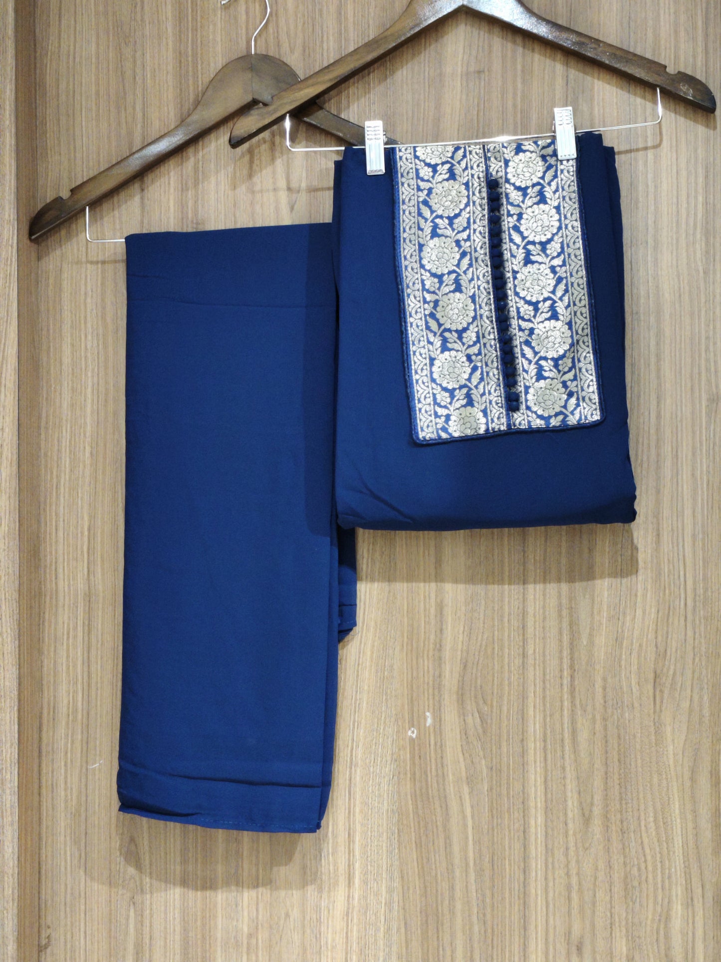 OFFER SALES UNSTITCHED SALWAR SUITS - IHA 27443