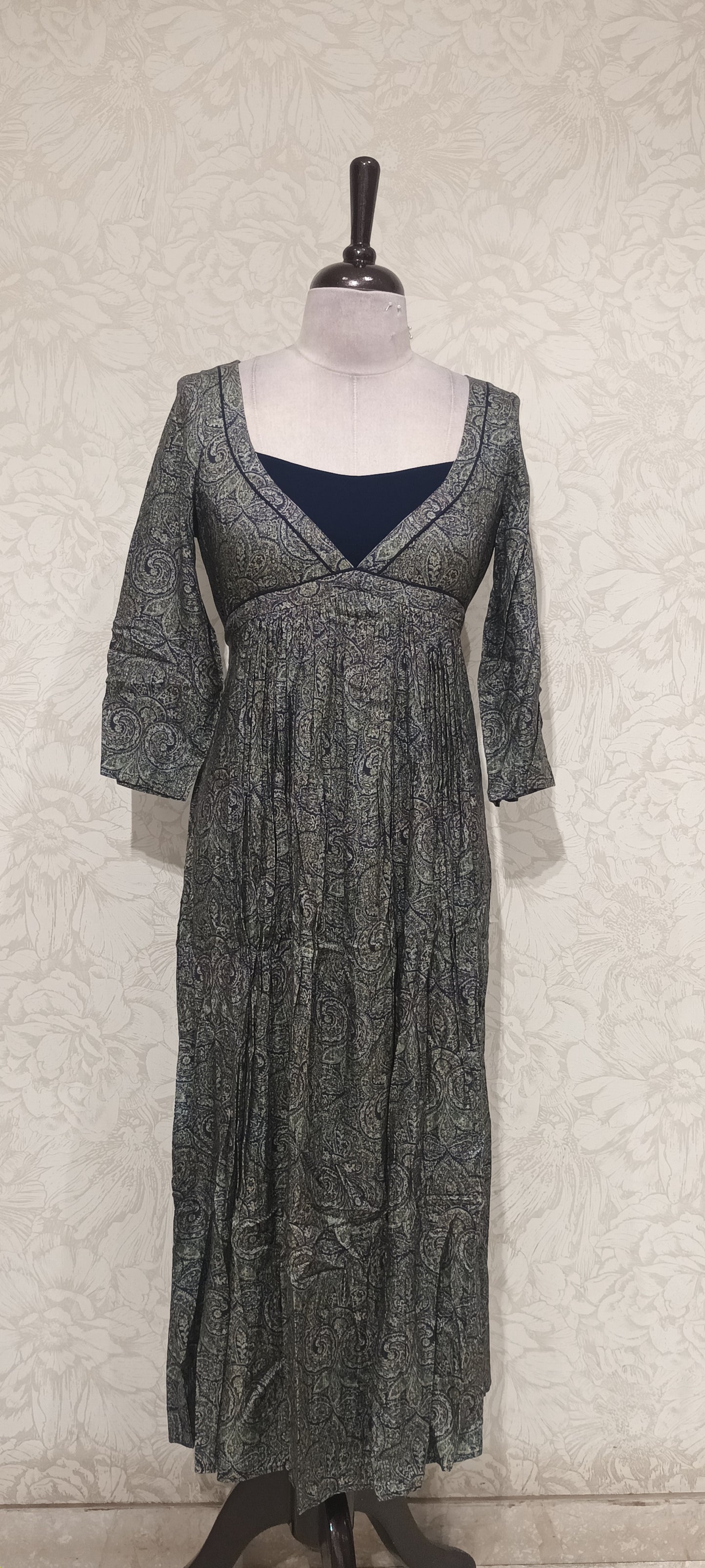 OFFER SALES TOPS COLLECTIONS - IHA 27085