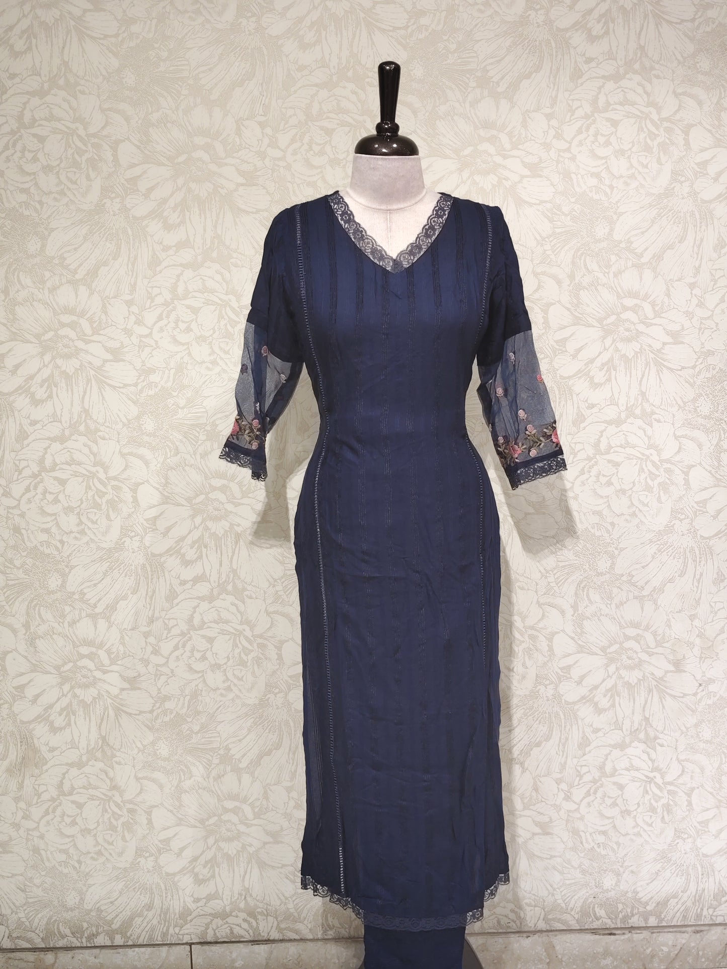 OFFER SALES TOP AND BOTTOM COLLECTIONS - IHA 27223