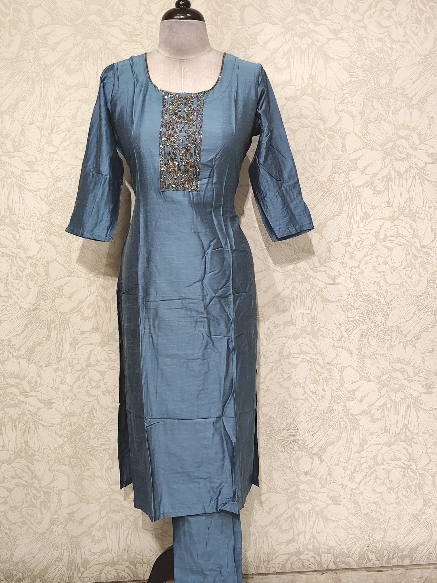 OFFER SALES TOP AND BOTTOM COLLECTIONS - IHA 27407
