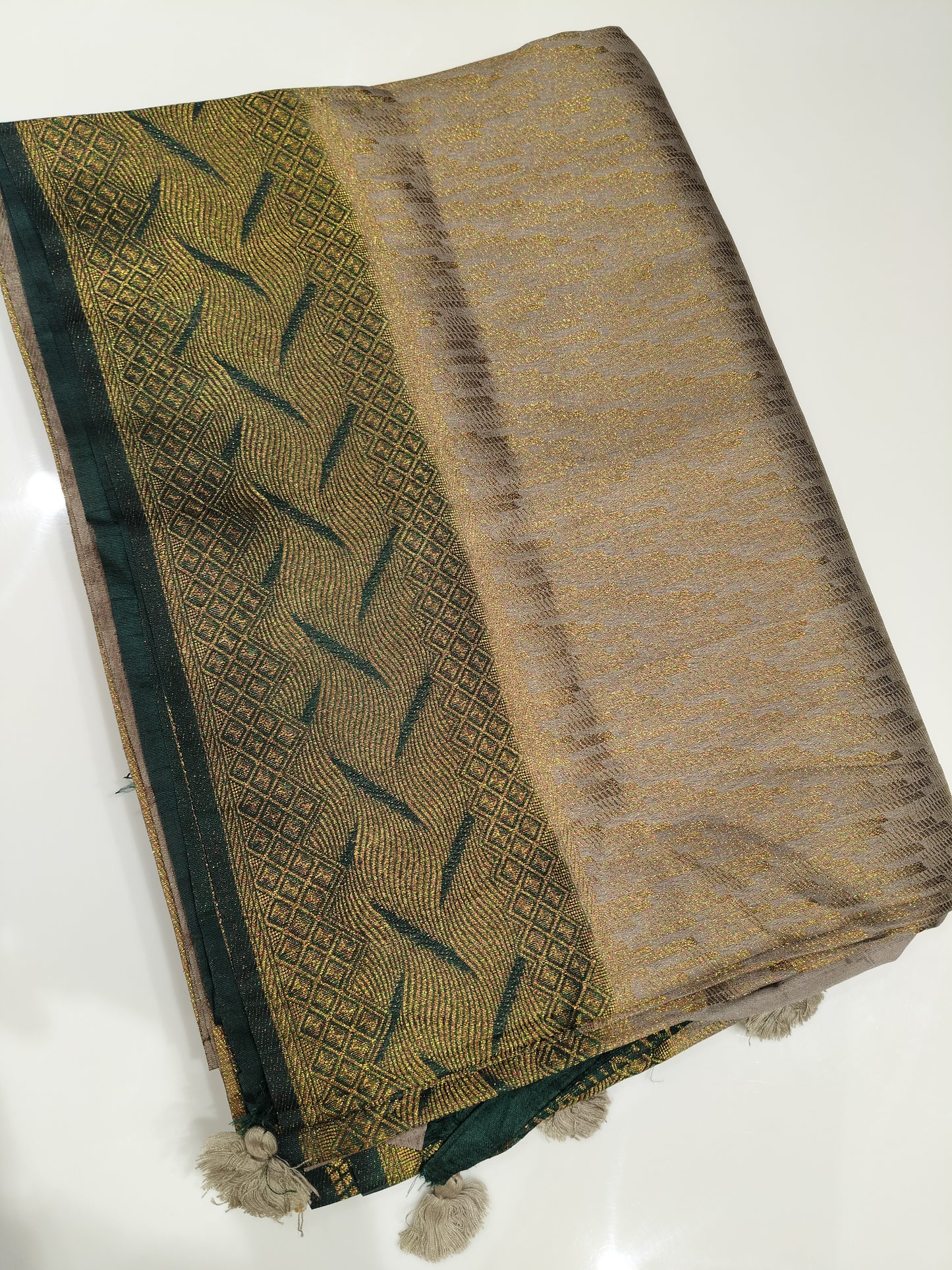 OFFER SALES SAREES - IHA 27316