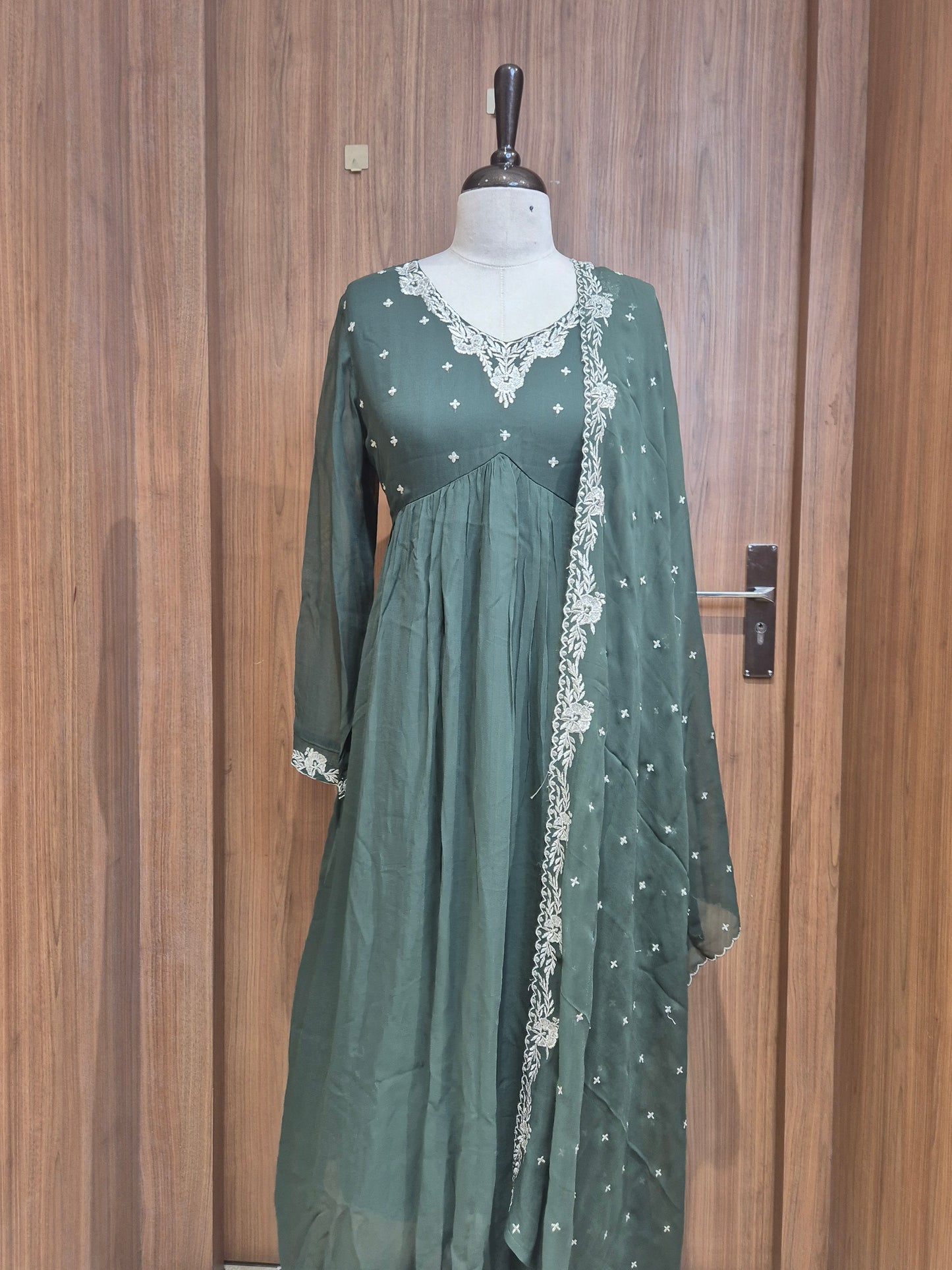 OFFER SALES TOPS COLLECTIONS - IHA 26778