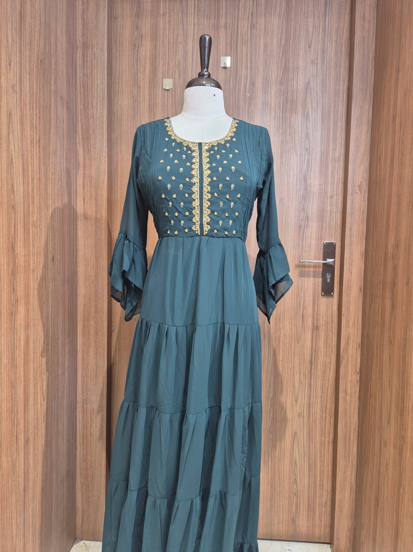 OFFER SALES TOPS COLLECTIONS - IHA 26778