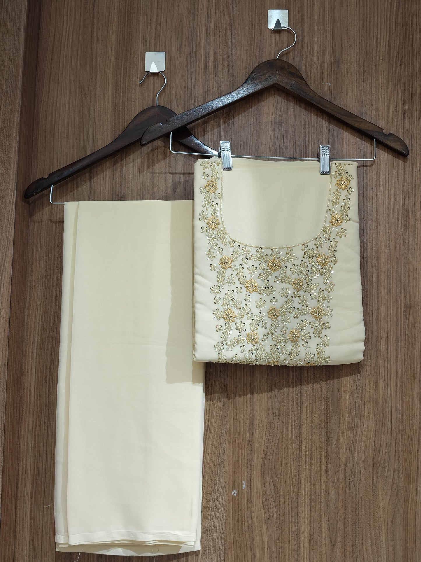 OFFER SALES UNSTITCHED SALWAR - IHA 27579
