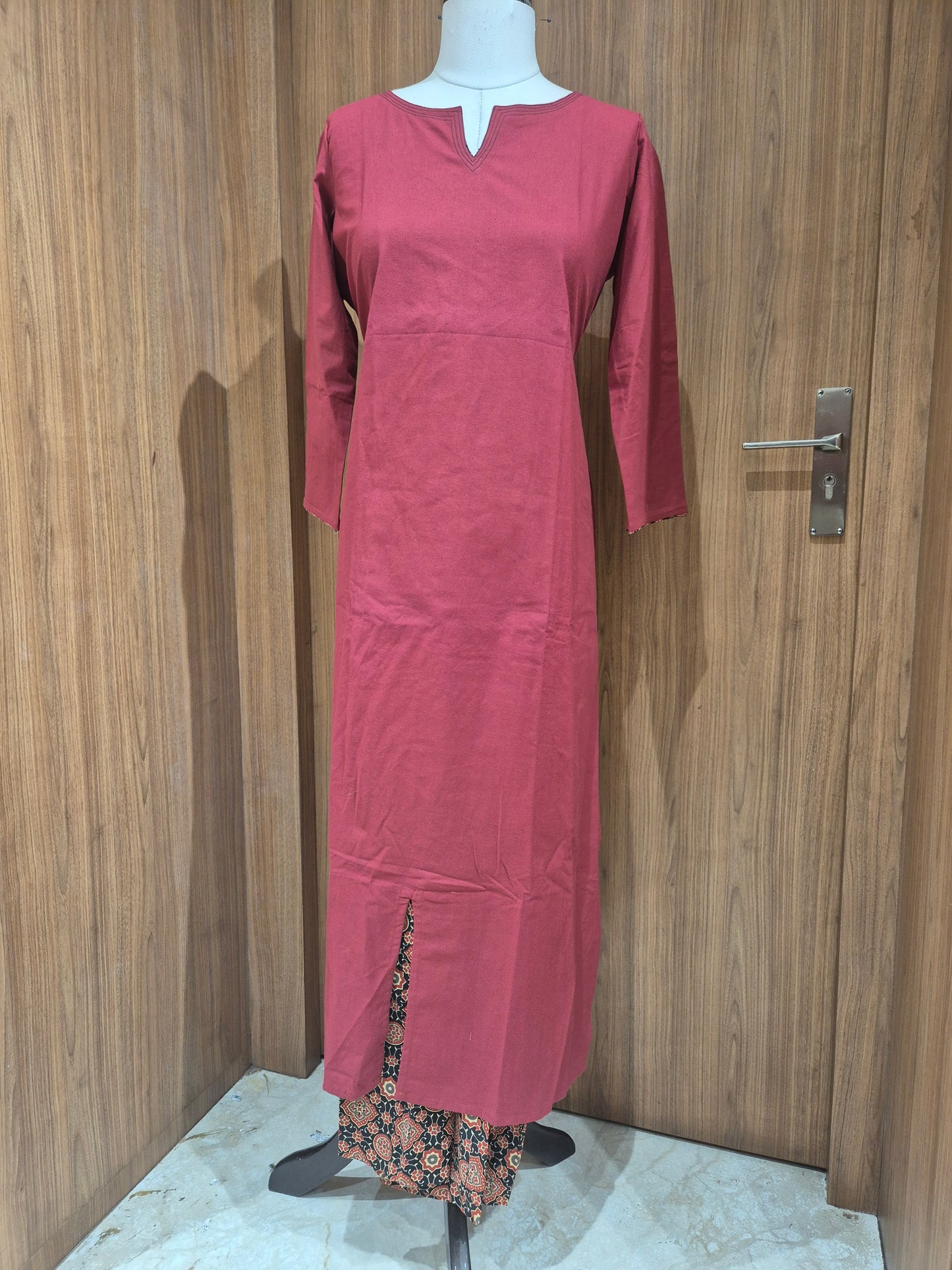OFFER SALES TOP AND BOTTOM - IHA 26703