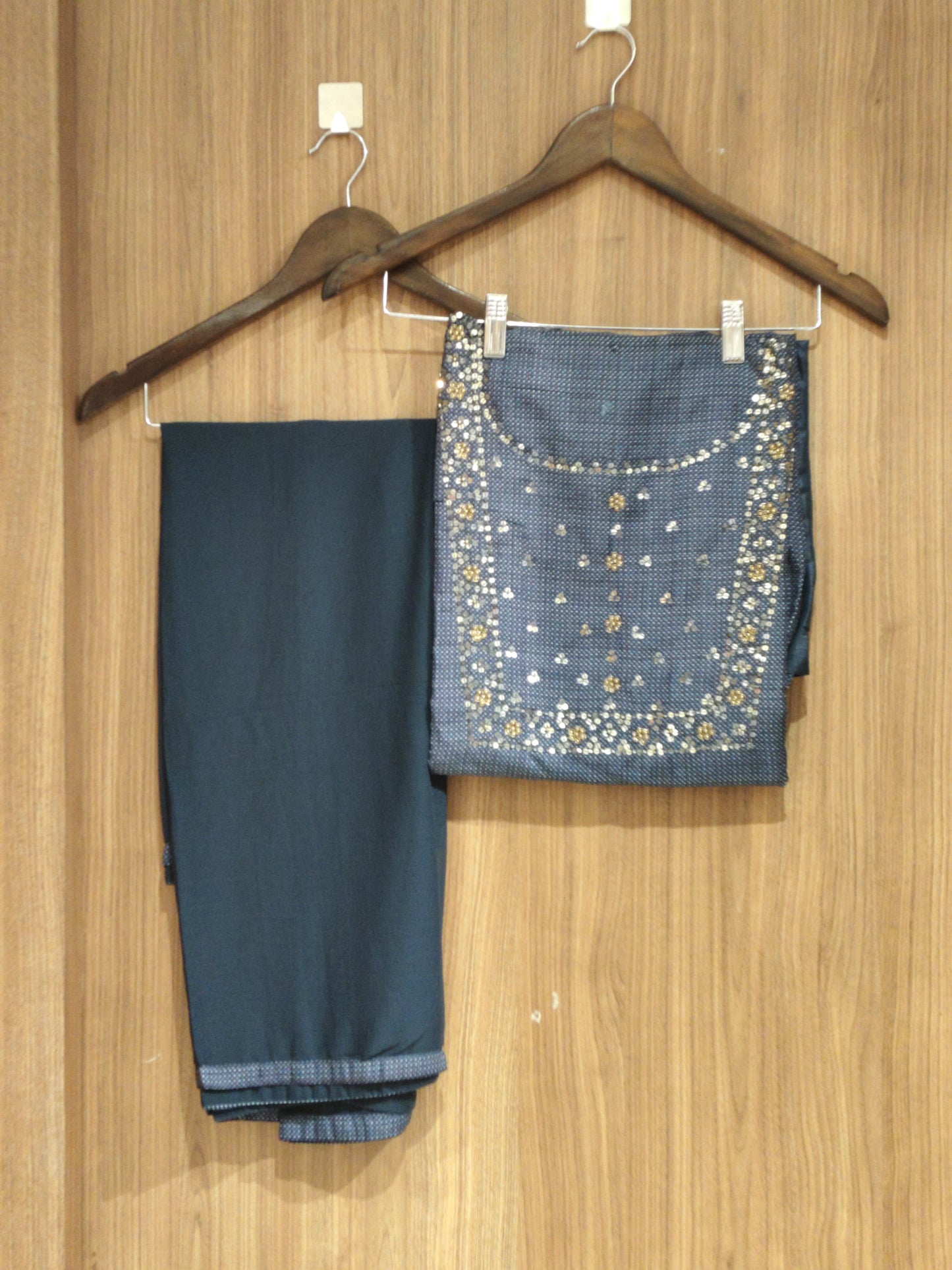 OFFER SALES UNSTITCHED SALWAR - IHA 27250