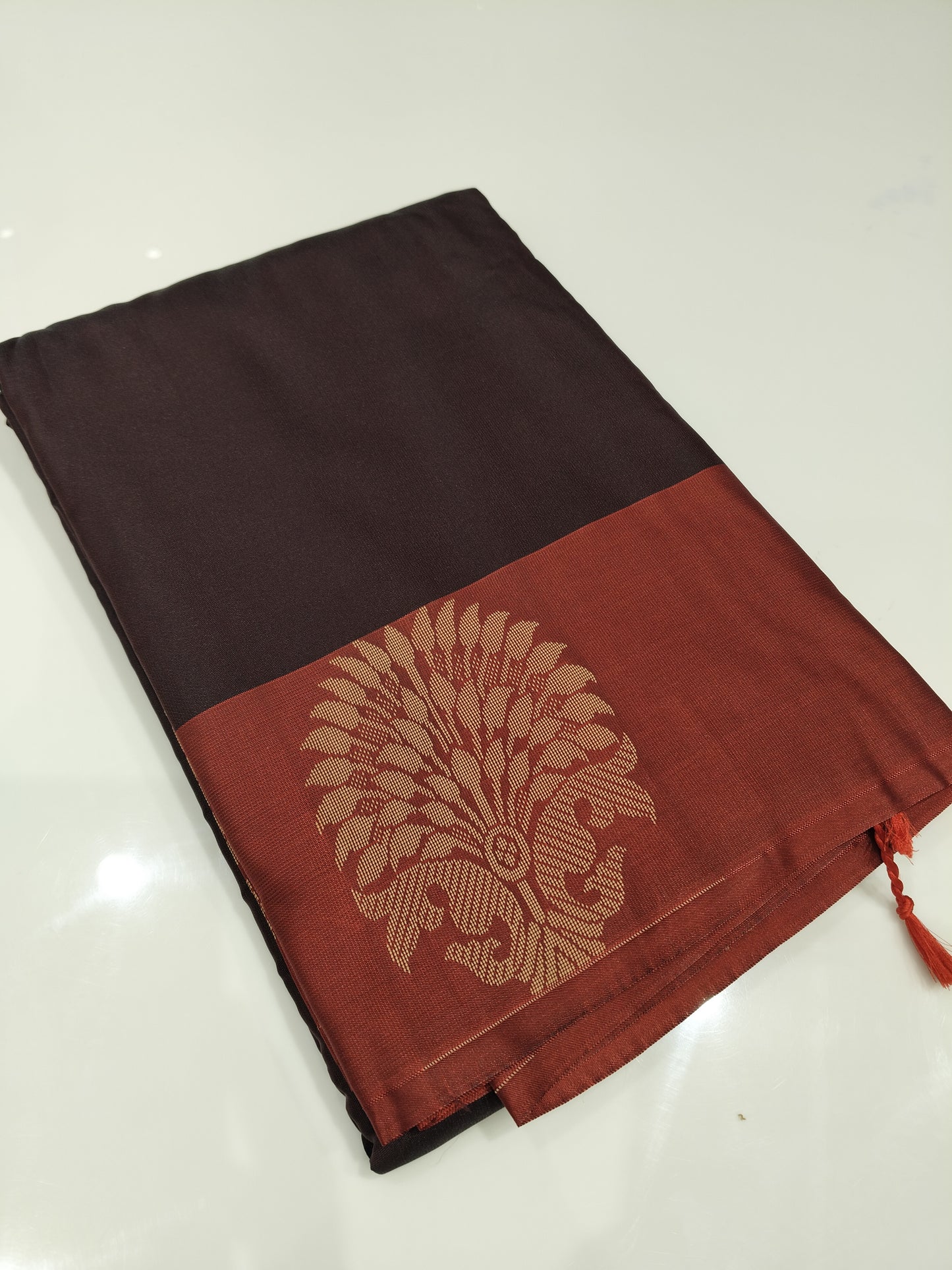 OFFER SALES SAREES - IHA 27410
