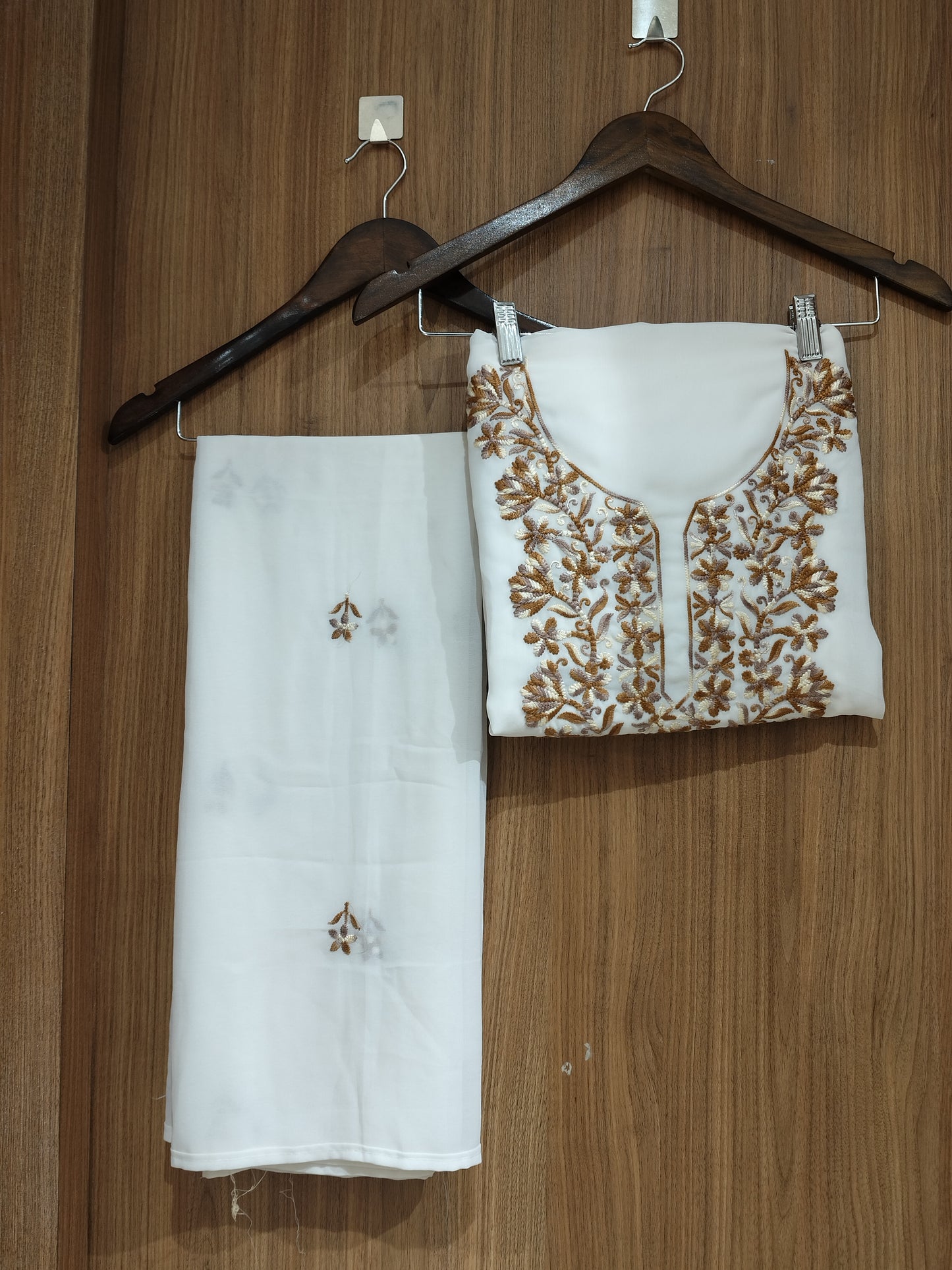 OFFER SALES UNSTITCHED SALWAR - IHA 27579