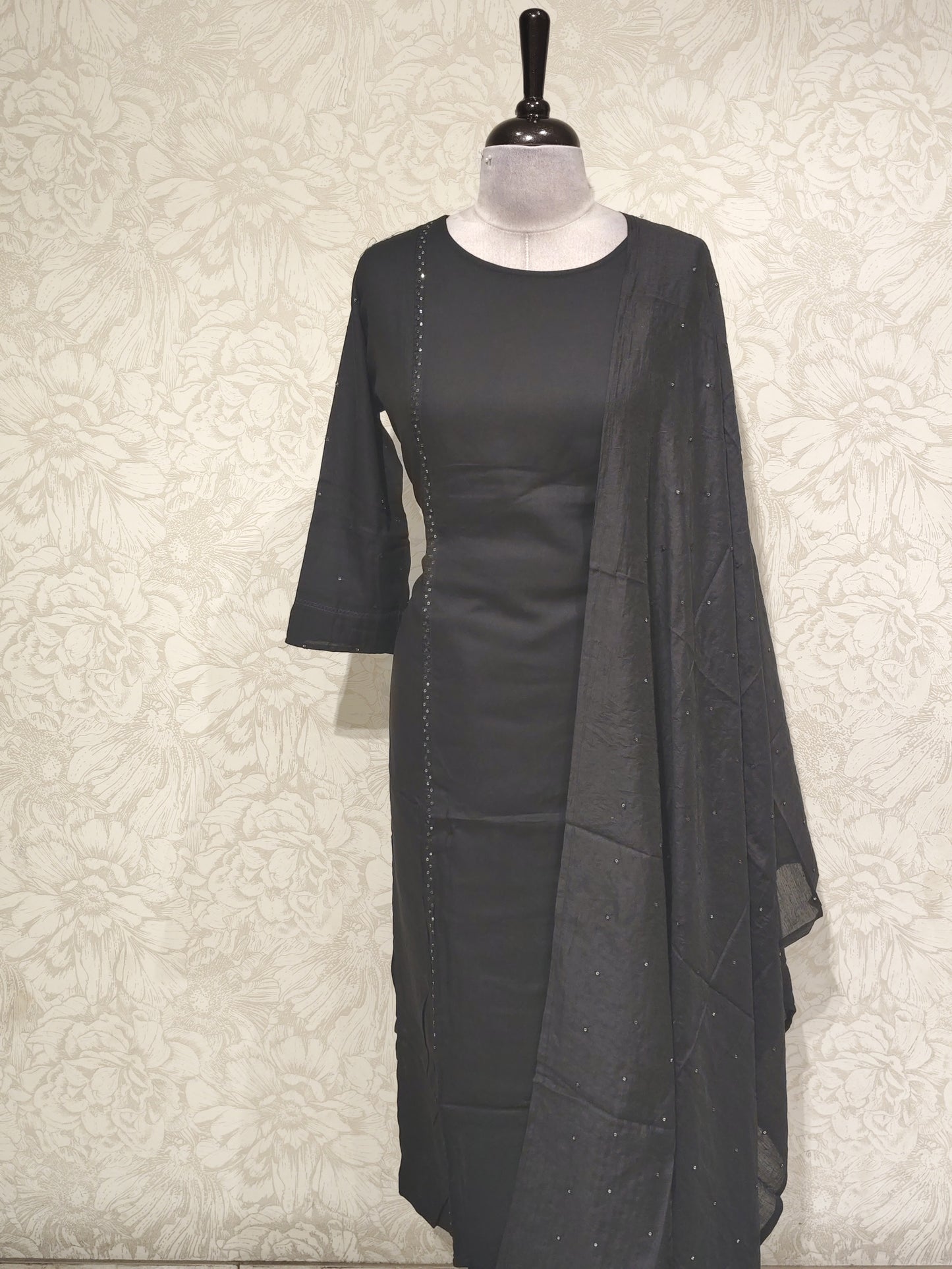 OFFER SALES TOP AND BOTTOM - IHA 27533