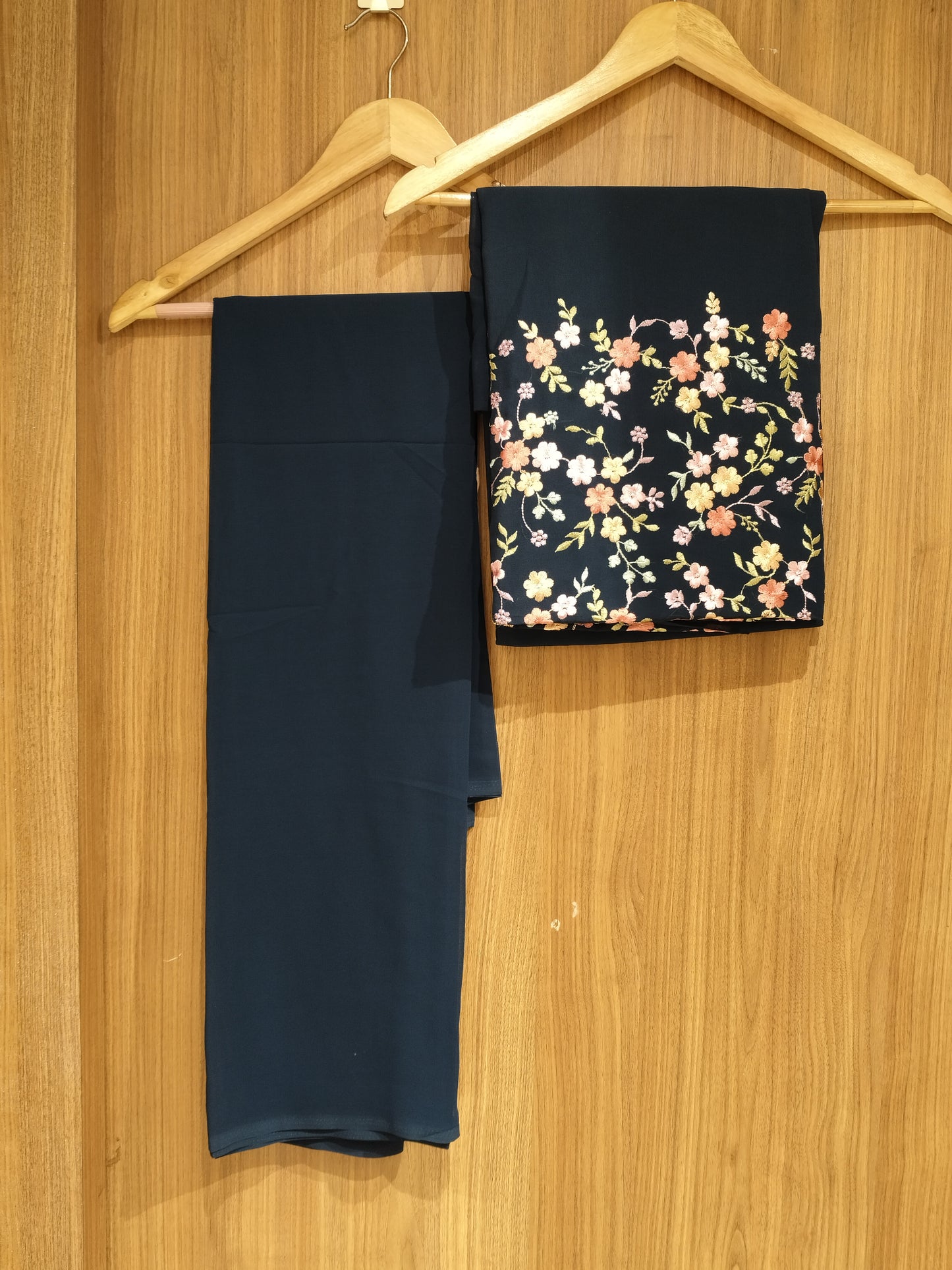 OFFER SALES UNSTITCHED SALWAR - IHA 27515