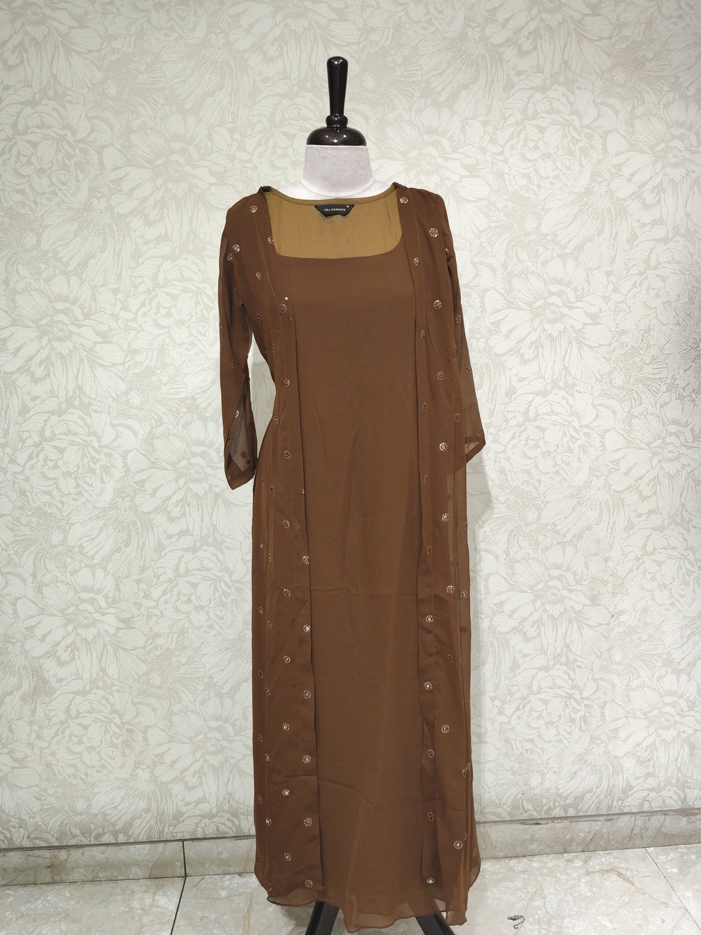 OFFER SALES TOPS COLLECTIONS - IHA 27179