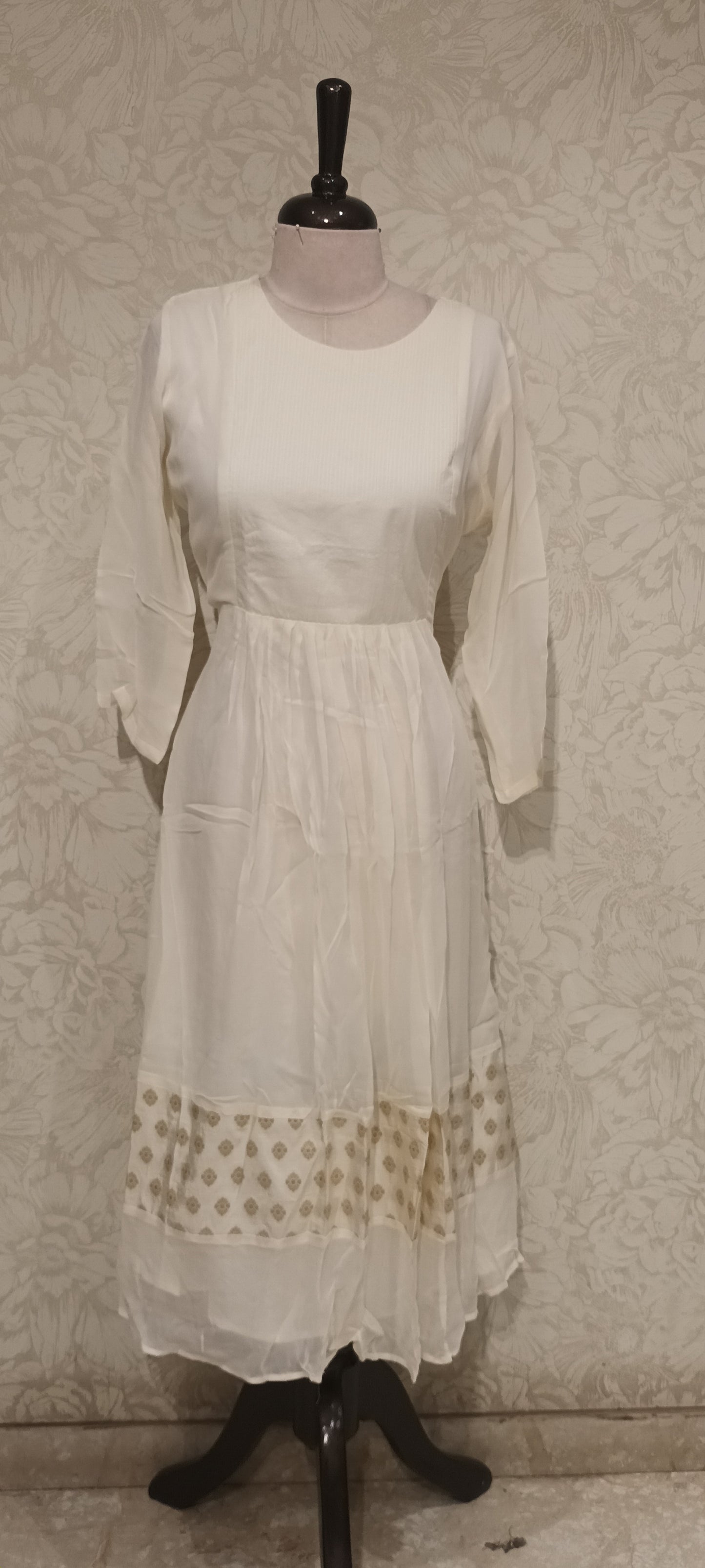 OFFER SALES TOPS COLLECTIONS - IHA 27085