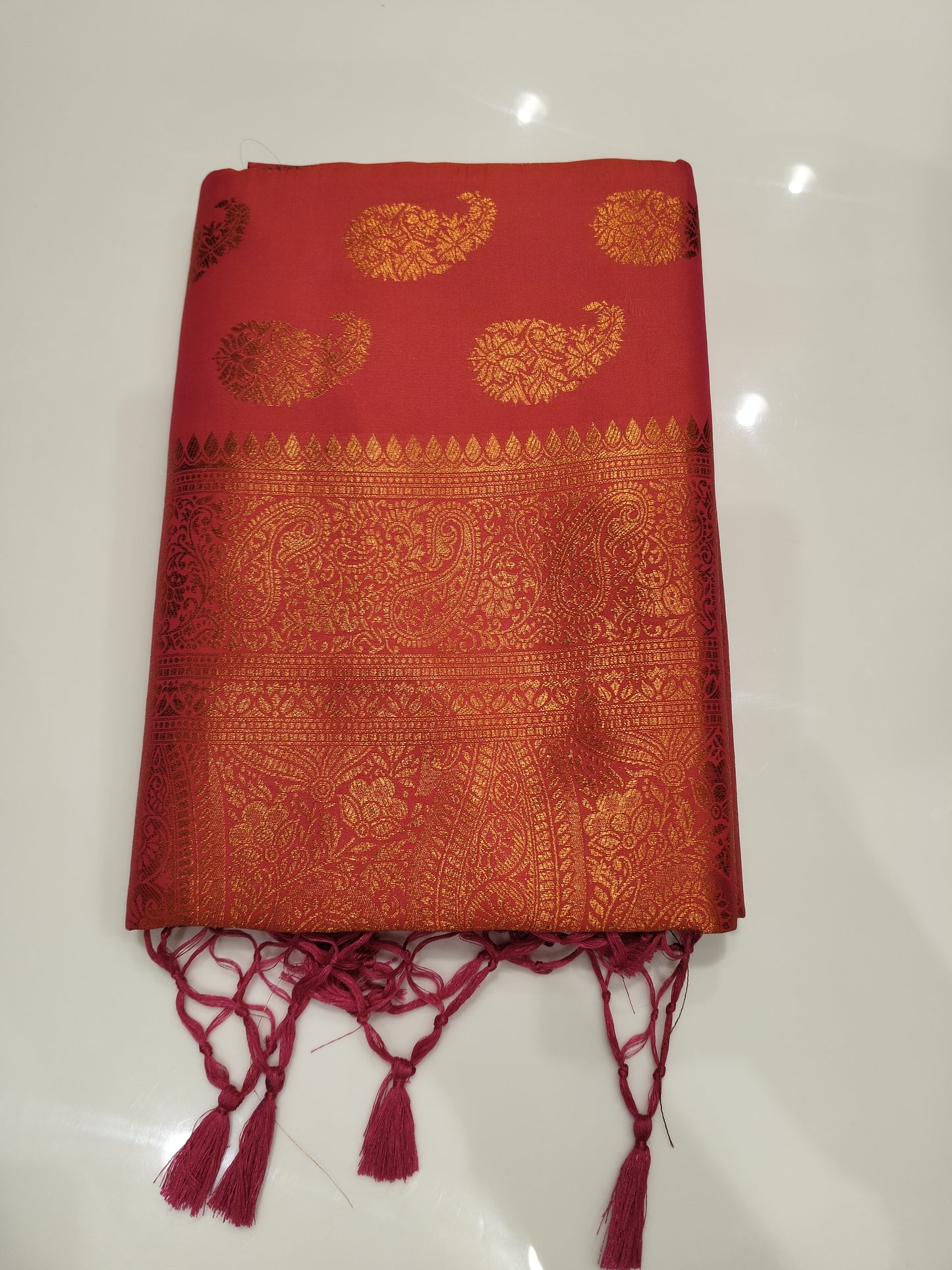 OFFER SALES SAREES - IHA 27342