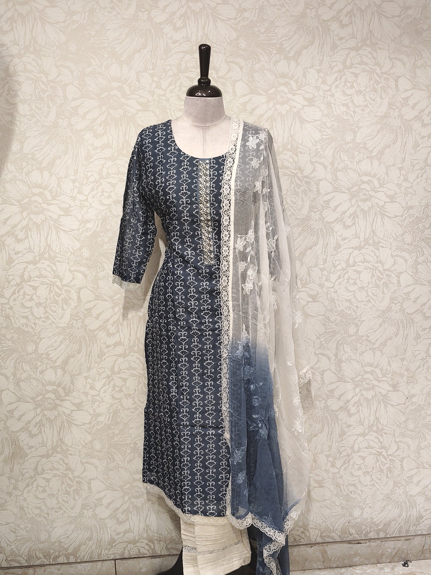 OFFER SALES TOP AND BOTTOM COLLECTIONS - IHA 27407