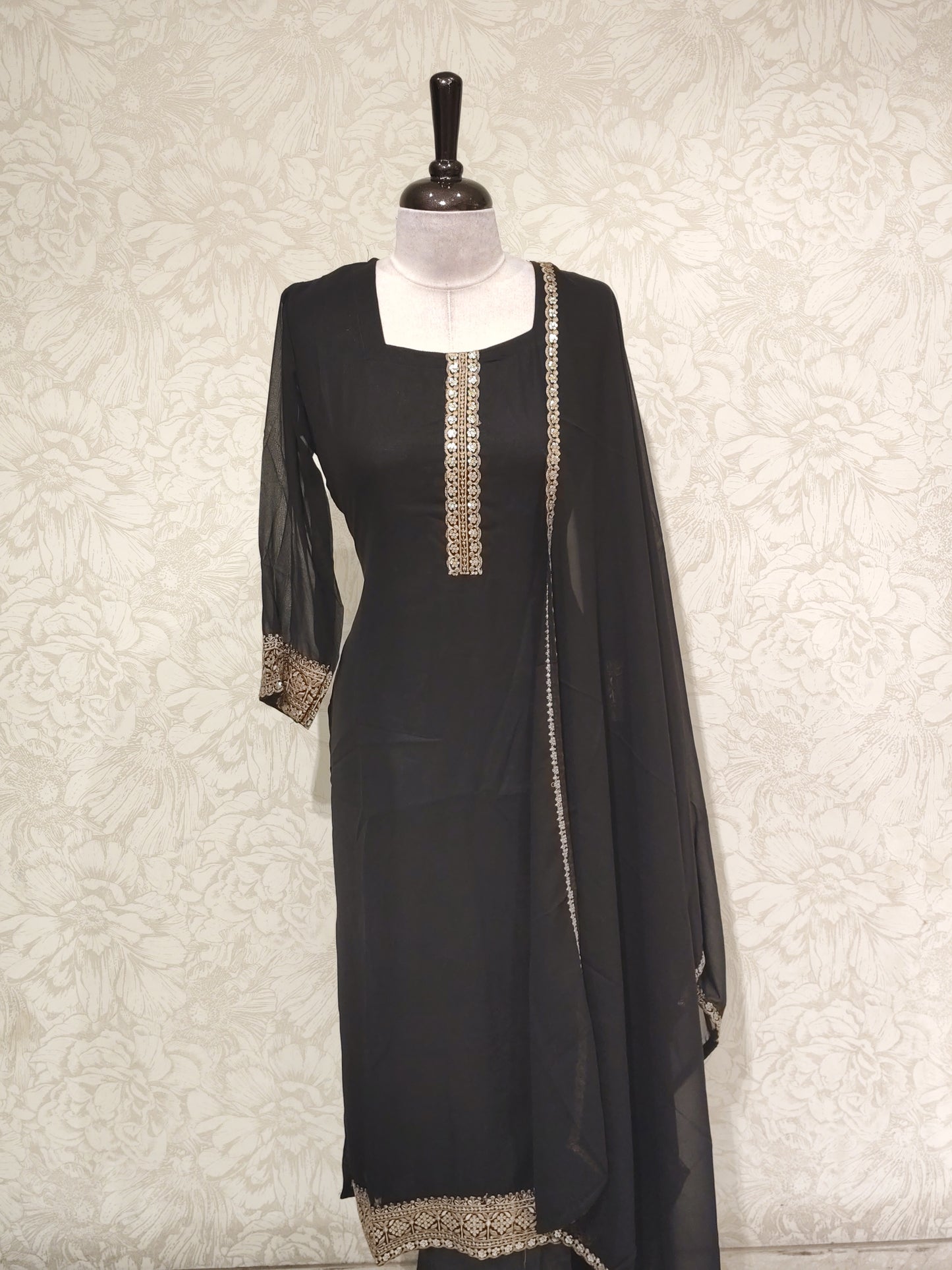 OFFER SALES TOP AND BOTTOM - IHA 27524