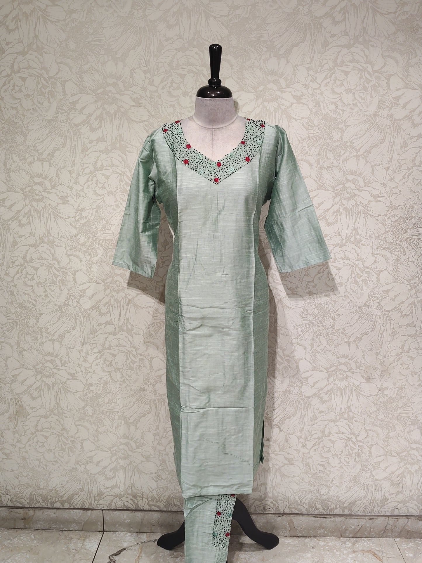 OFFER SALES TOP AND BOTTOM - IHA 27533