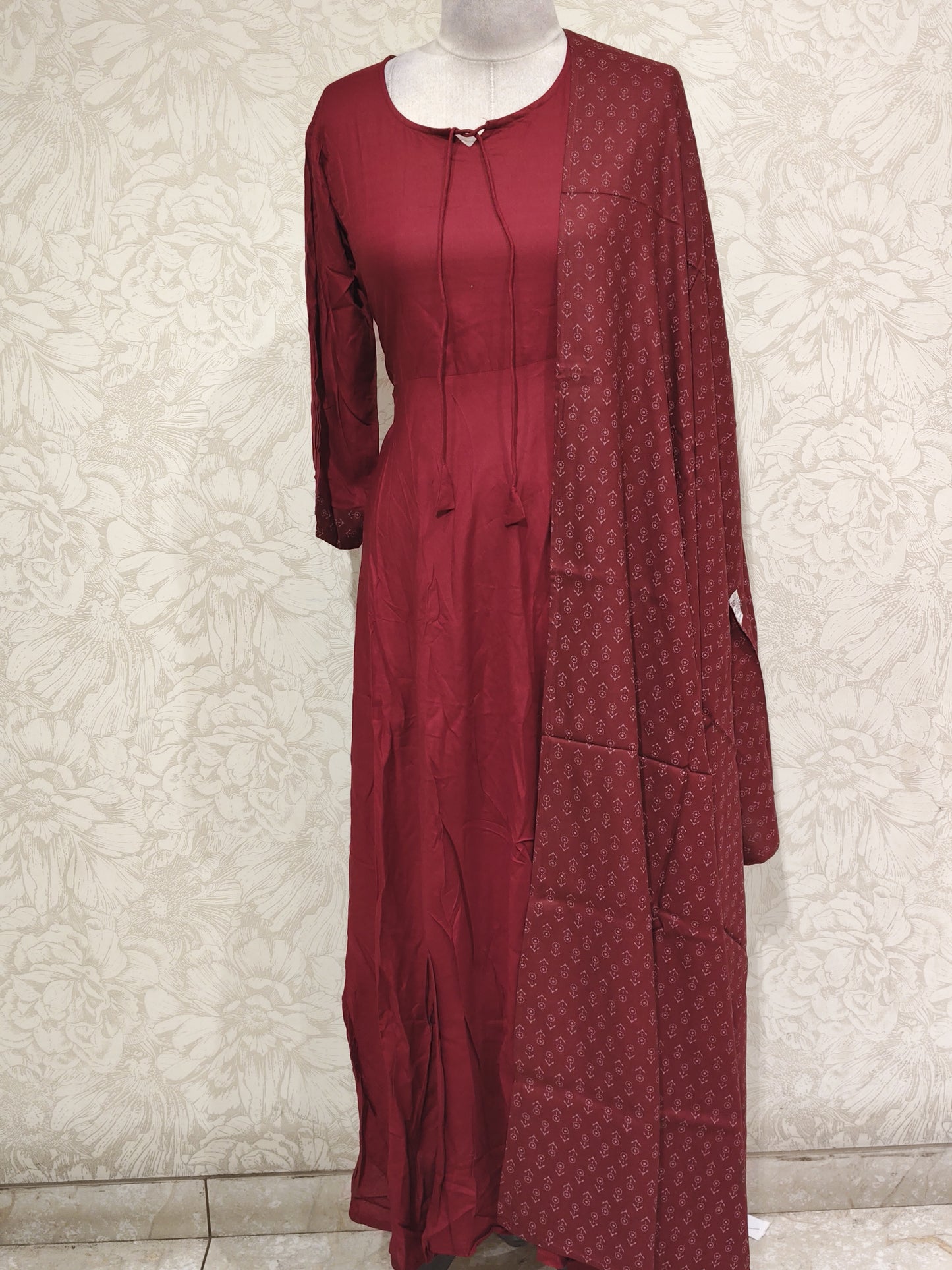 OFFER SALES TOP AND BOTTOM COLLECTIONS - IHA 27223