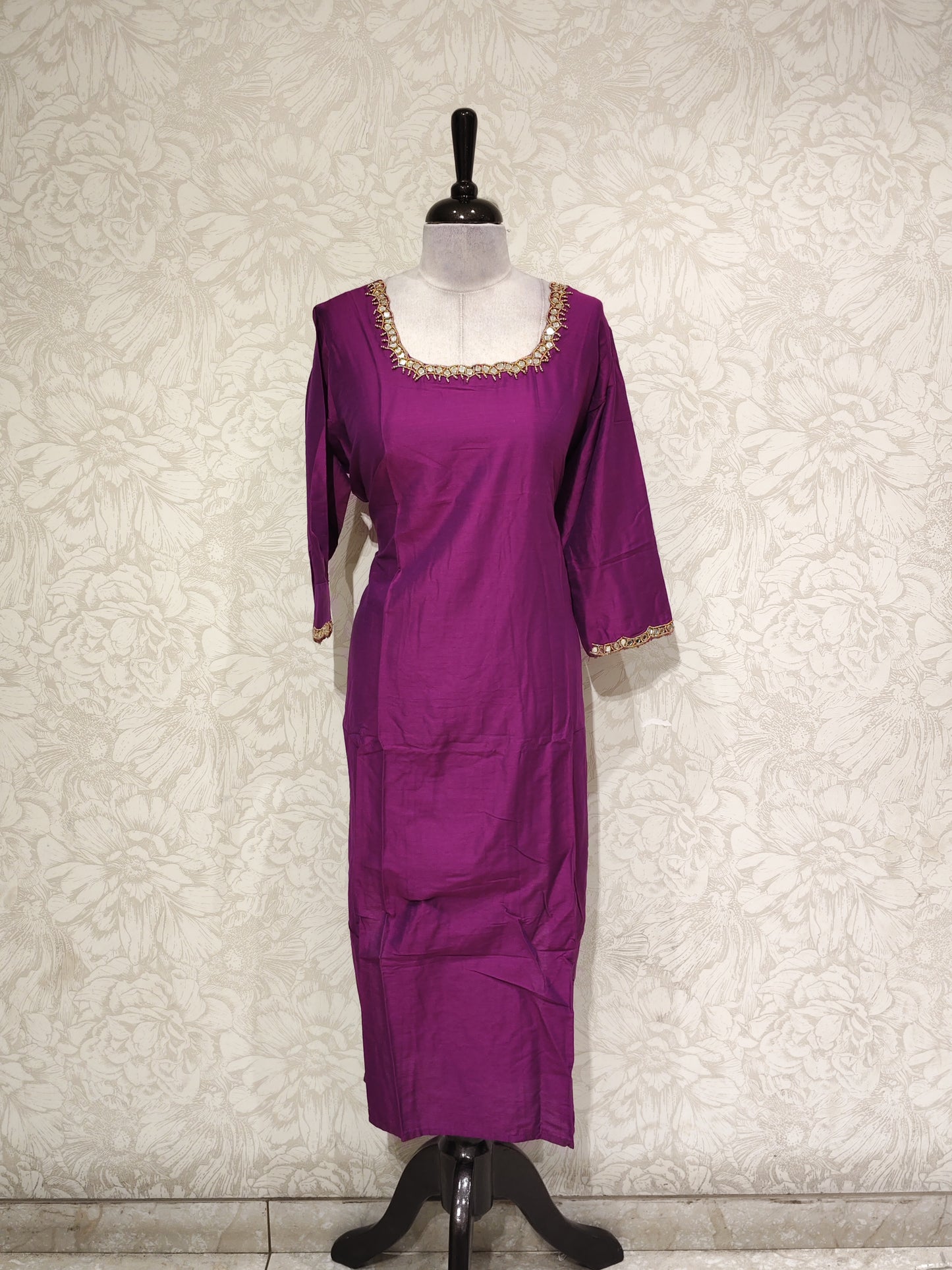 OFFER SALES TOPS COLLECTIONS - IHA 27103