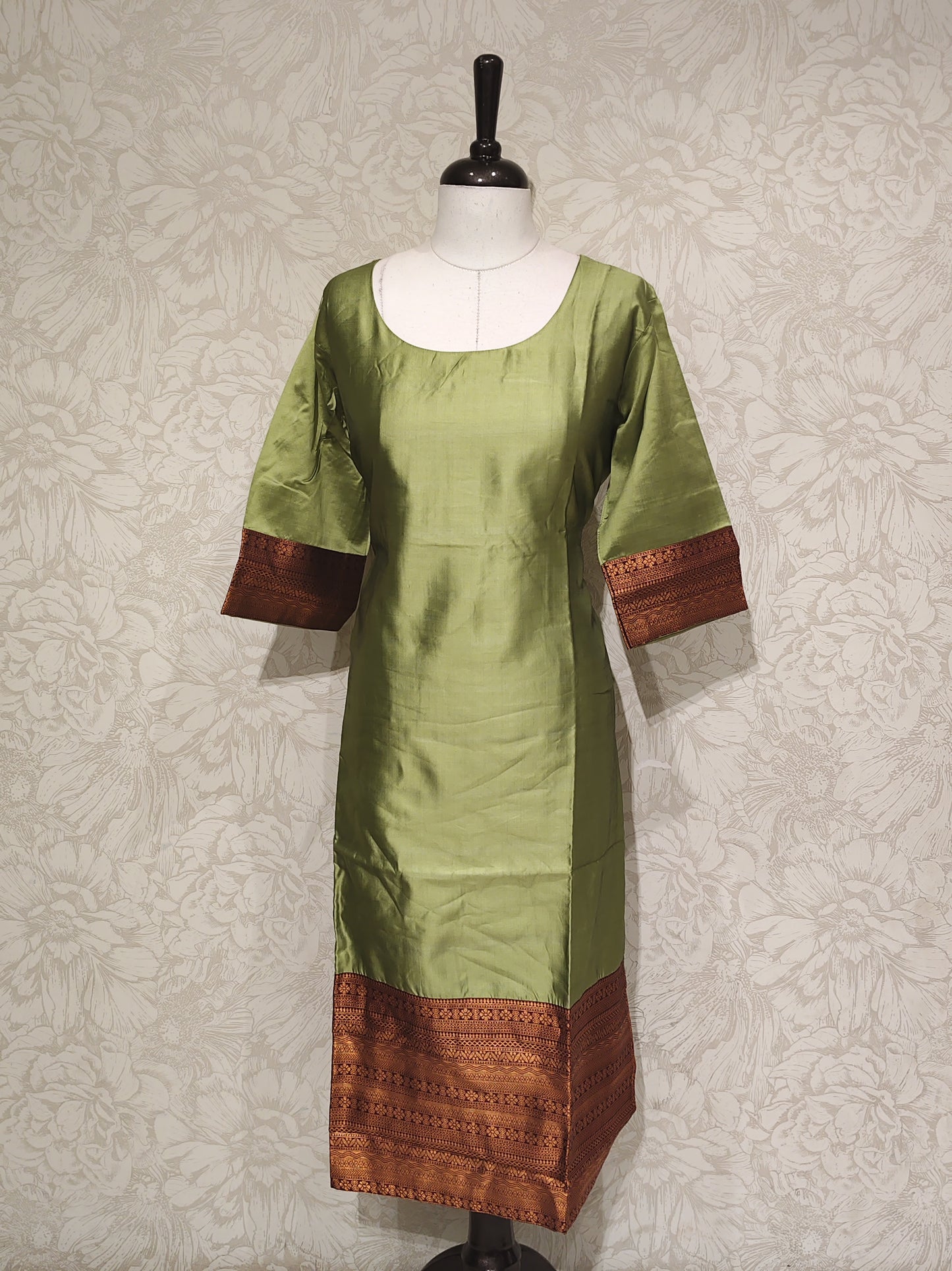 OFFER SALES TOPS COLLECTIONS - IHA 27085
