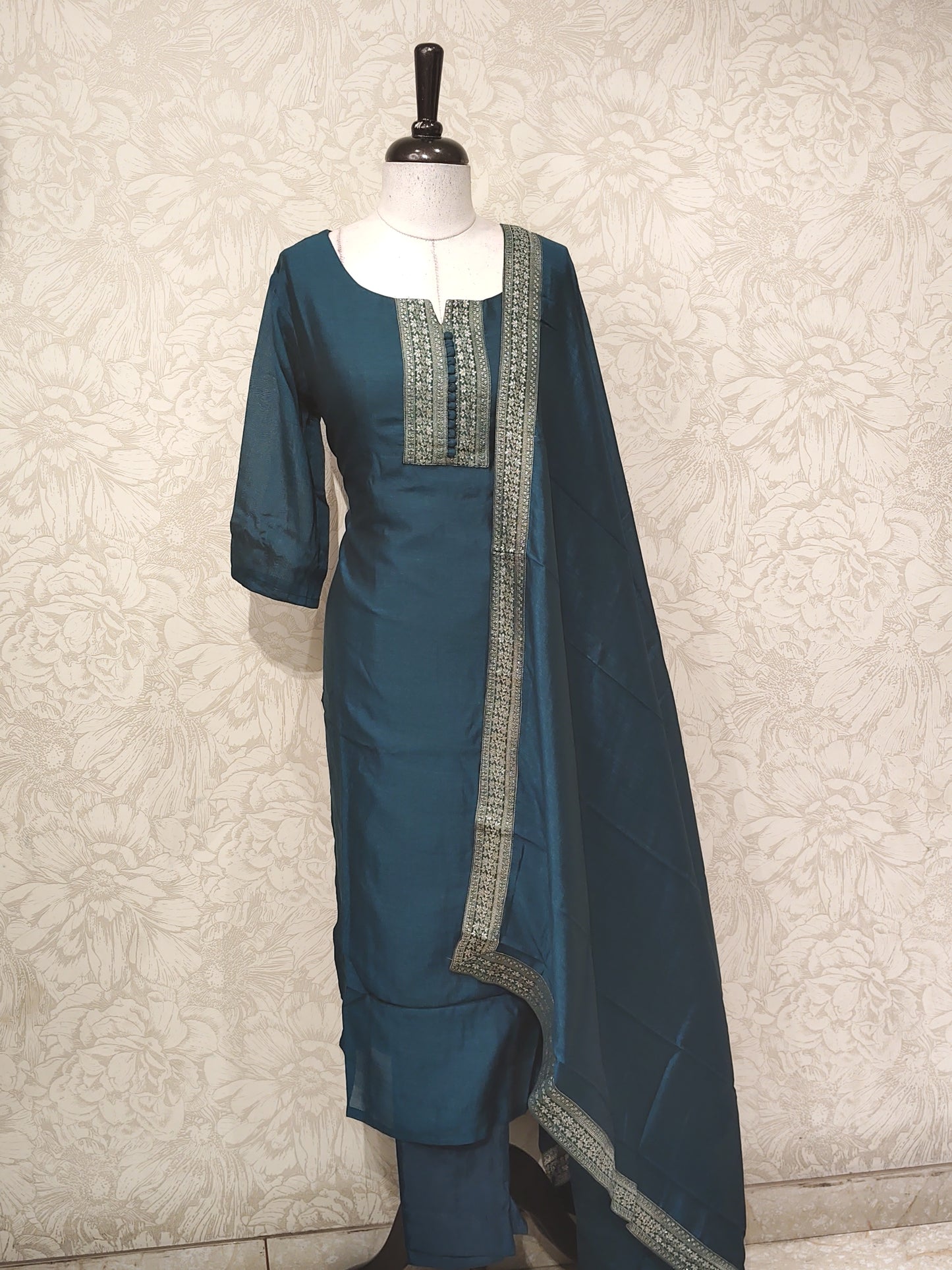 OFFER SALES TOP AND BOTTOM COLLECTIONS - IHA 27407