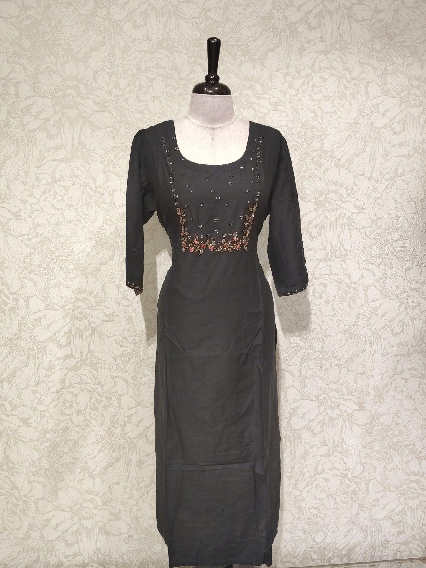 OFFER SALES TOPS COLLECTIONS - IHA 27179