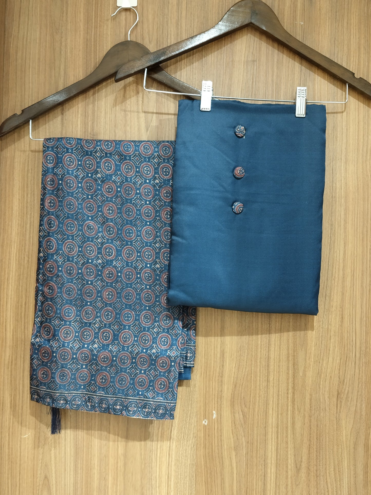 OFFER SALES UNSTITCHED SALWAR - IHA 27595