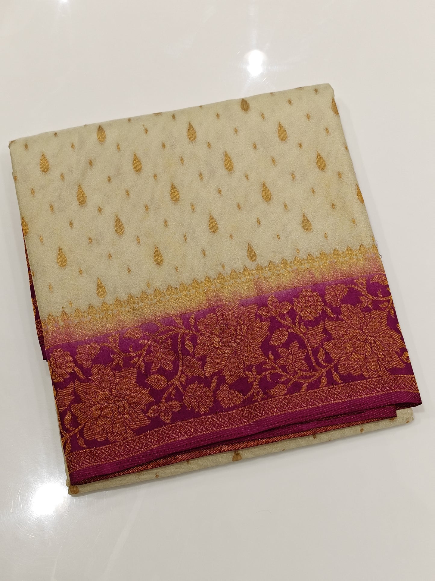 OFFER SALES SAREES - IHA 27529