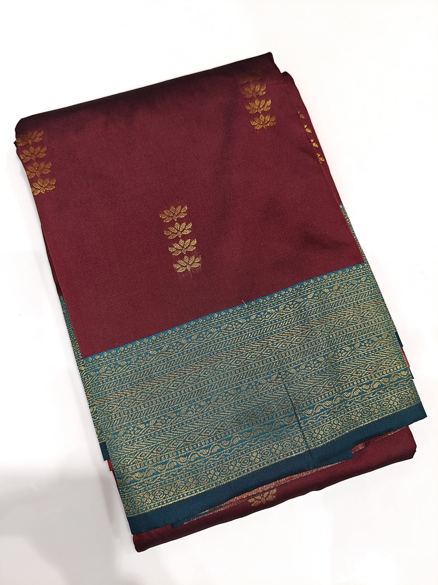 OFFER SALES SAREES - IHA 27253