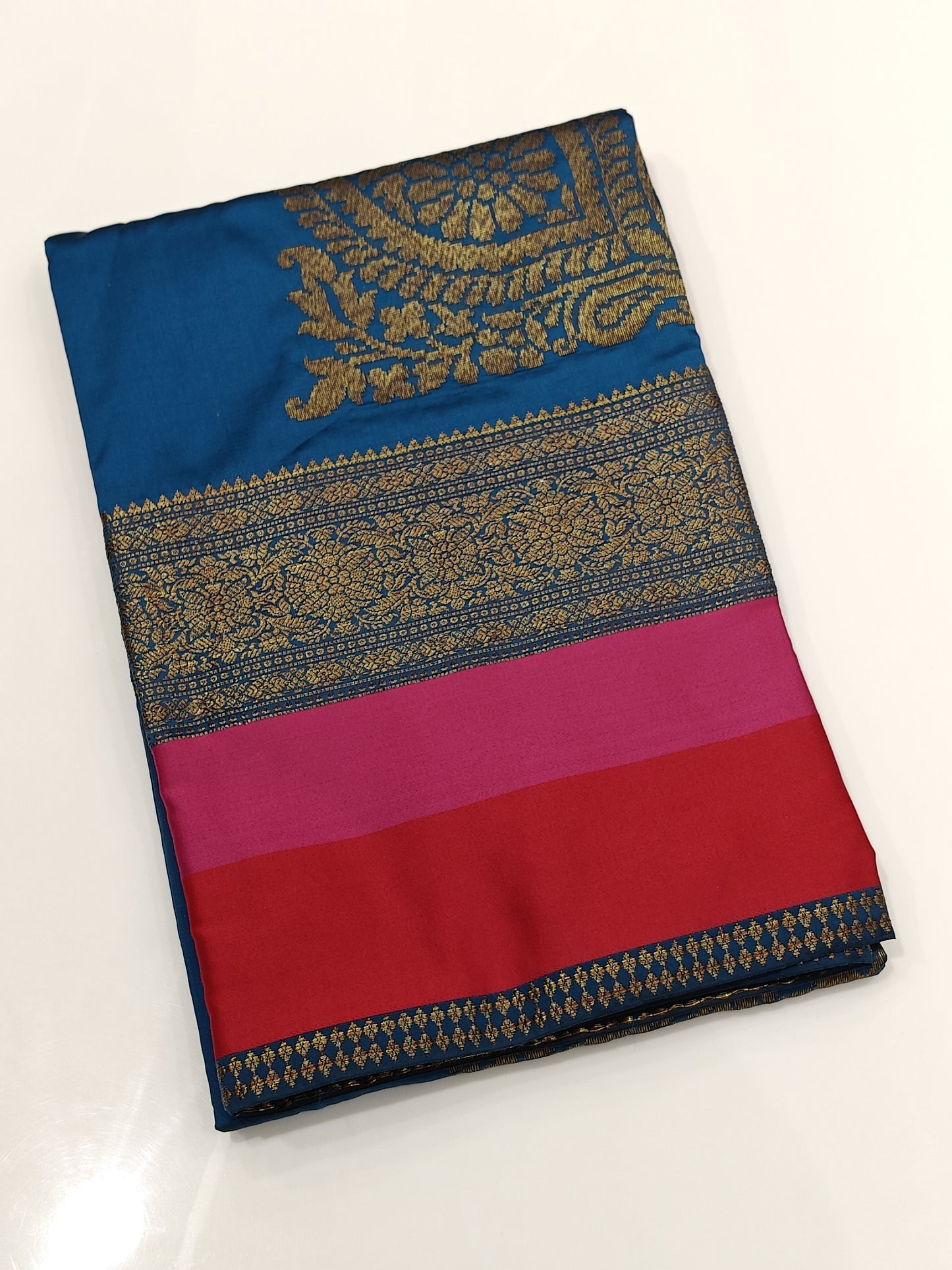 OFFER SALES SAREES - IHA 27529