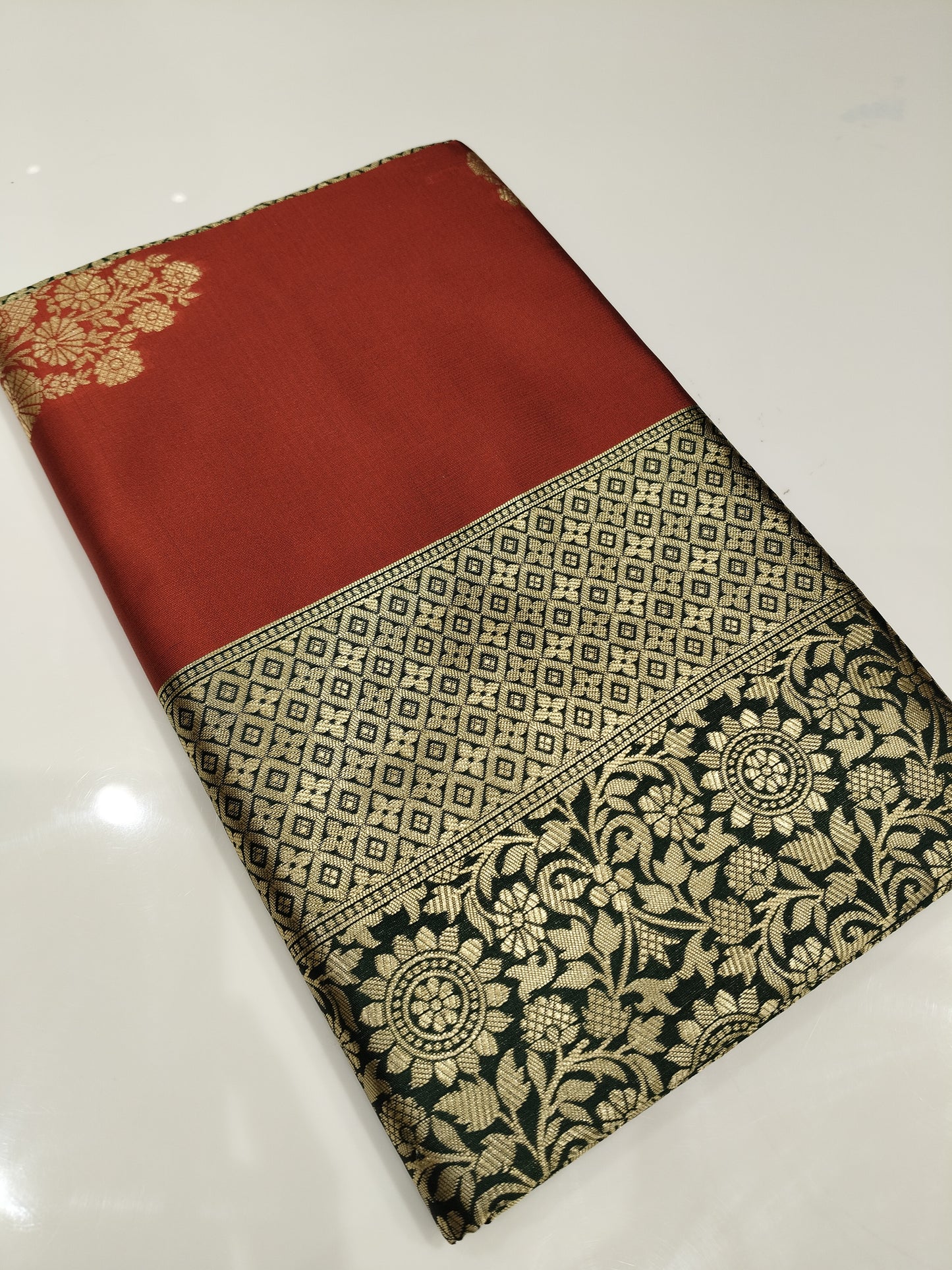 OFFER SALES SAREES - IHA 27410