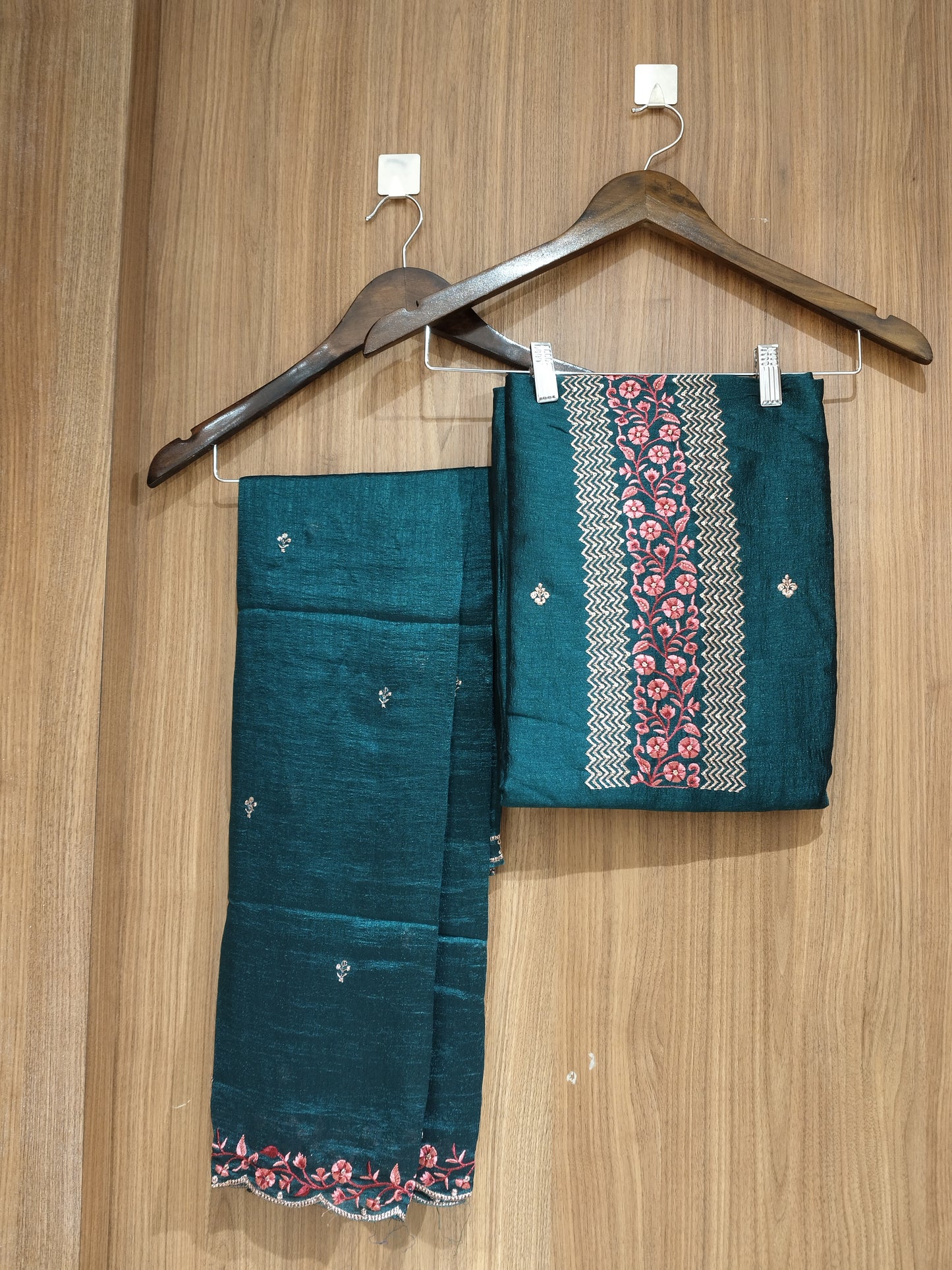 OFFER SALES UNSTITCHED SALWAR - IHA 27579