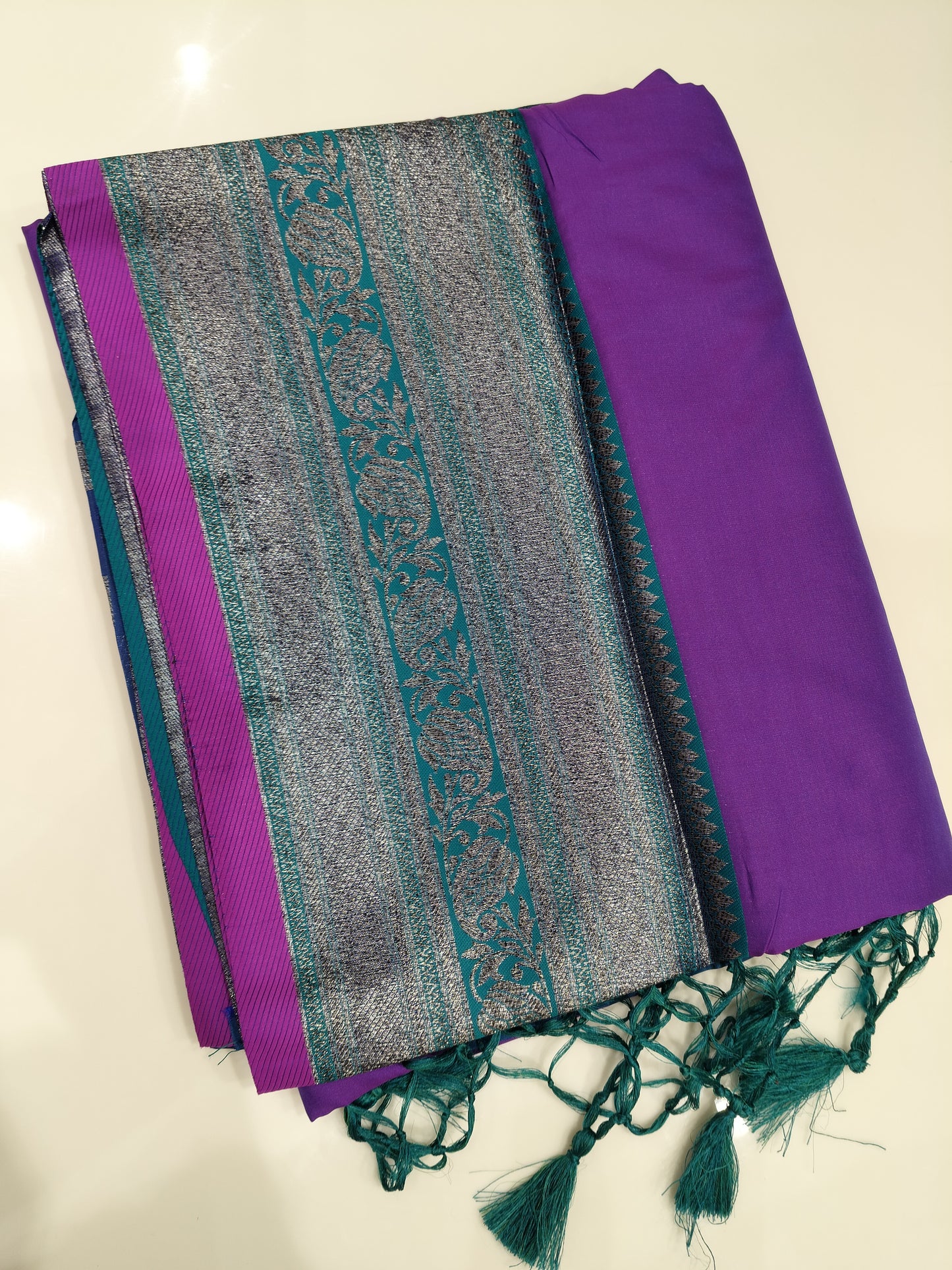 OFFER SALES SAREES - IHA 27316