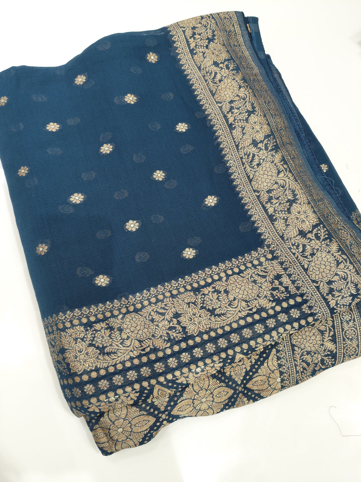 OFFER SALES SAREES - IHA 27410
