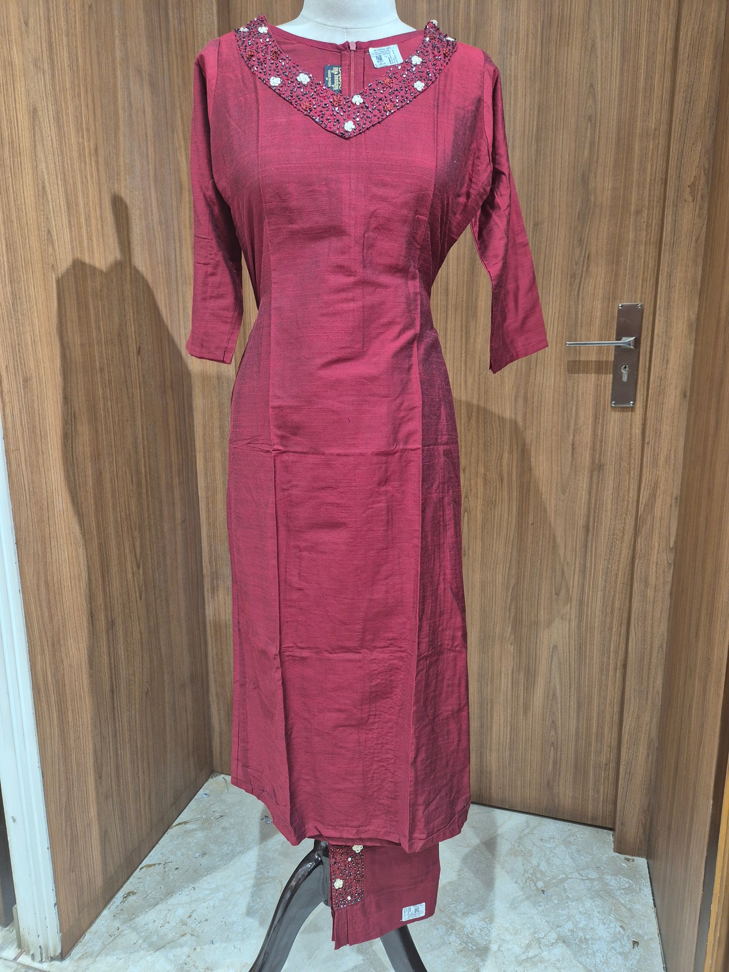 OFFER SALES TOP AND BOTTOM - IHA 26703