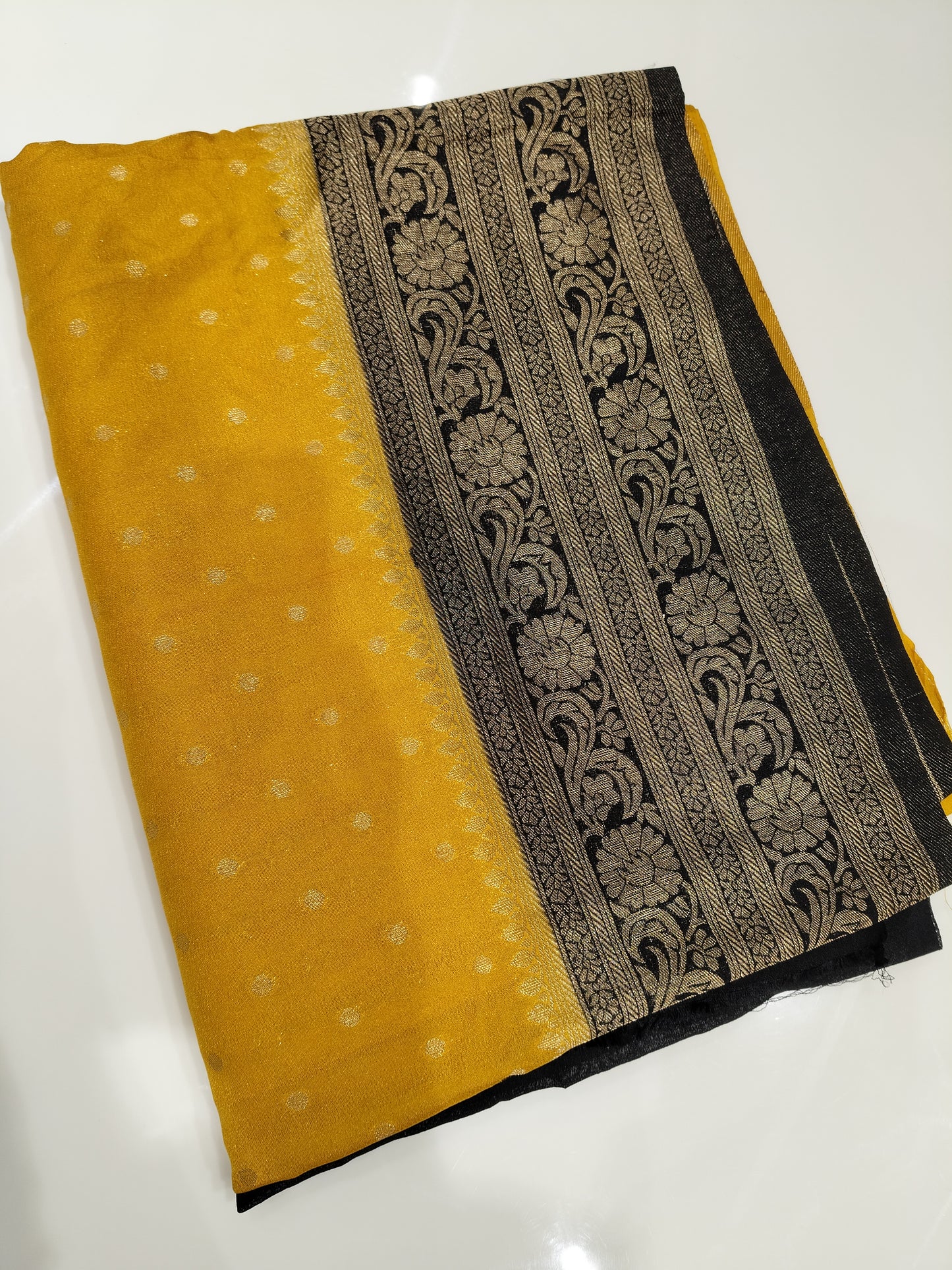 OFFER SALES SAREES - IHA 27316