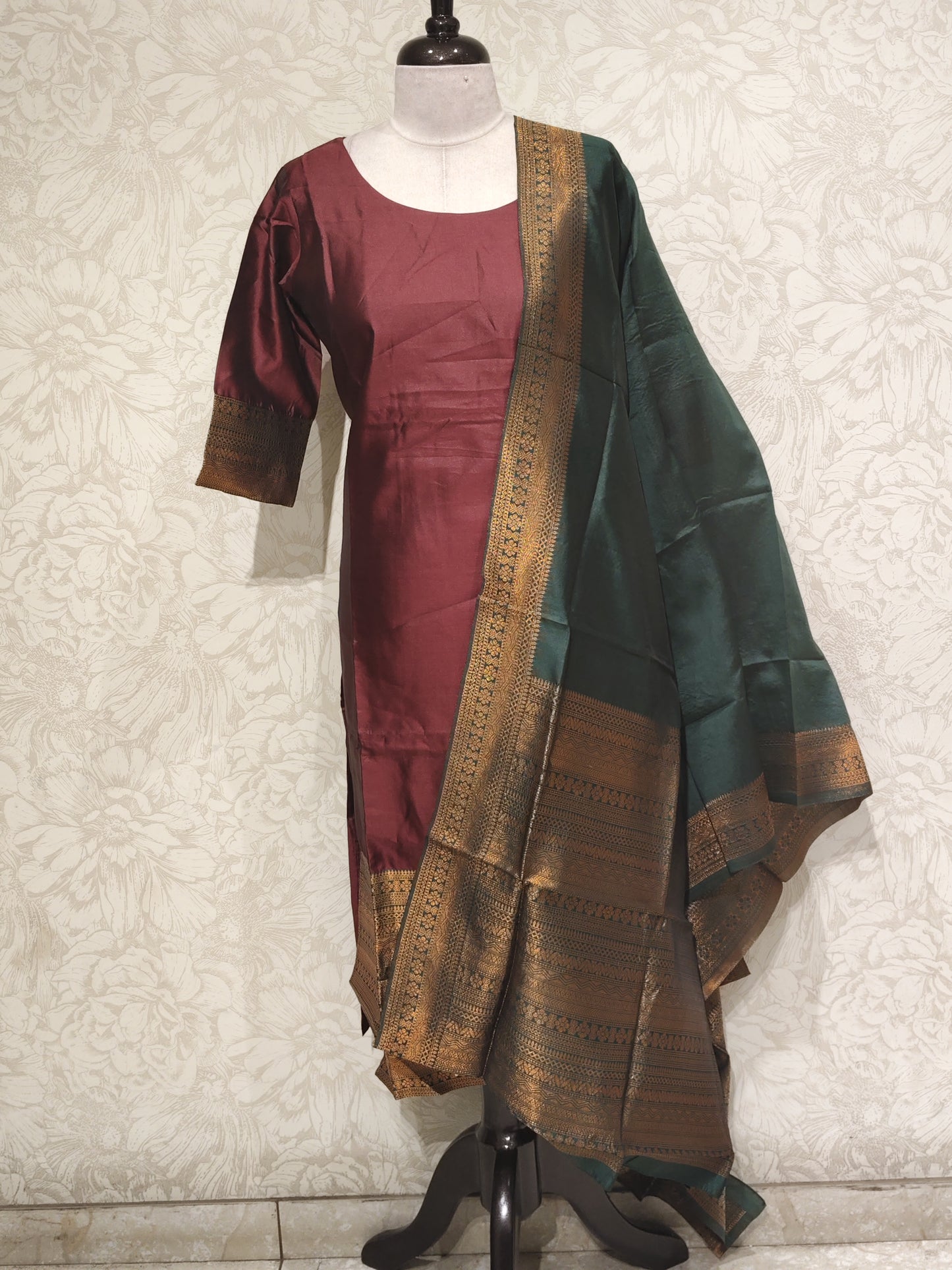 OFFER SALES TOPS COLLECTIONS - IHA 27179