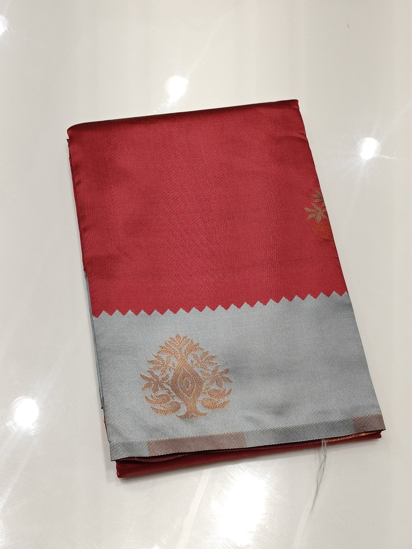 OFFER SALES SAREES - IHA 27529