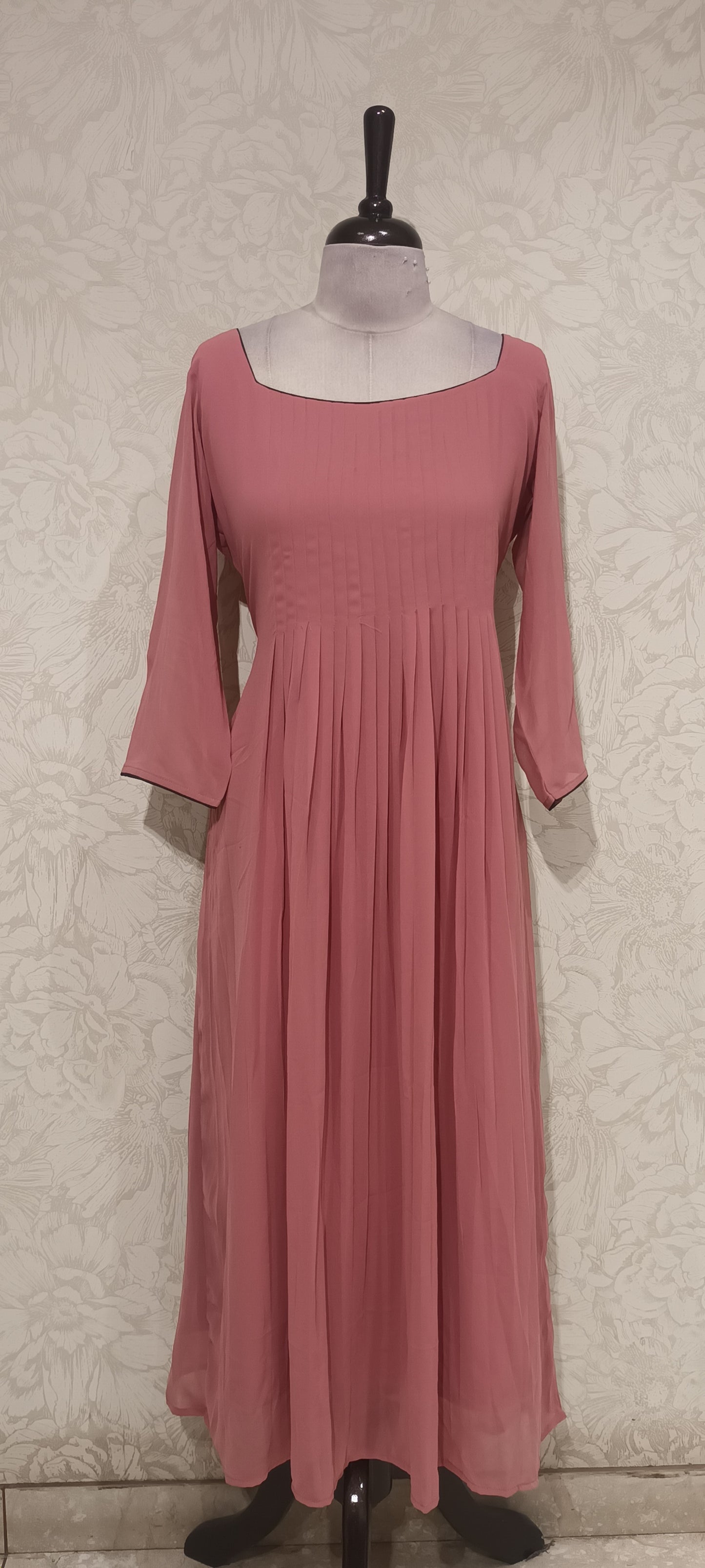 OFFER SALES TOPS COLLECTIONS - IHA 27085