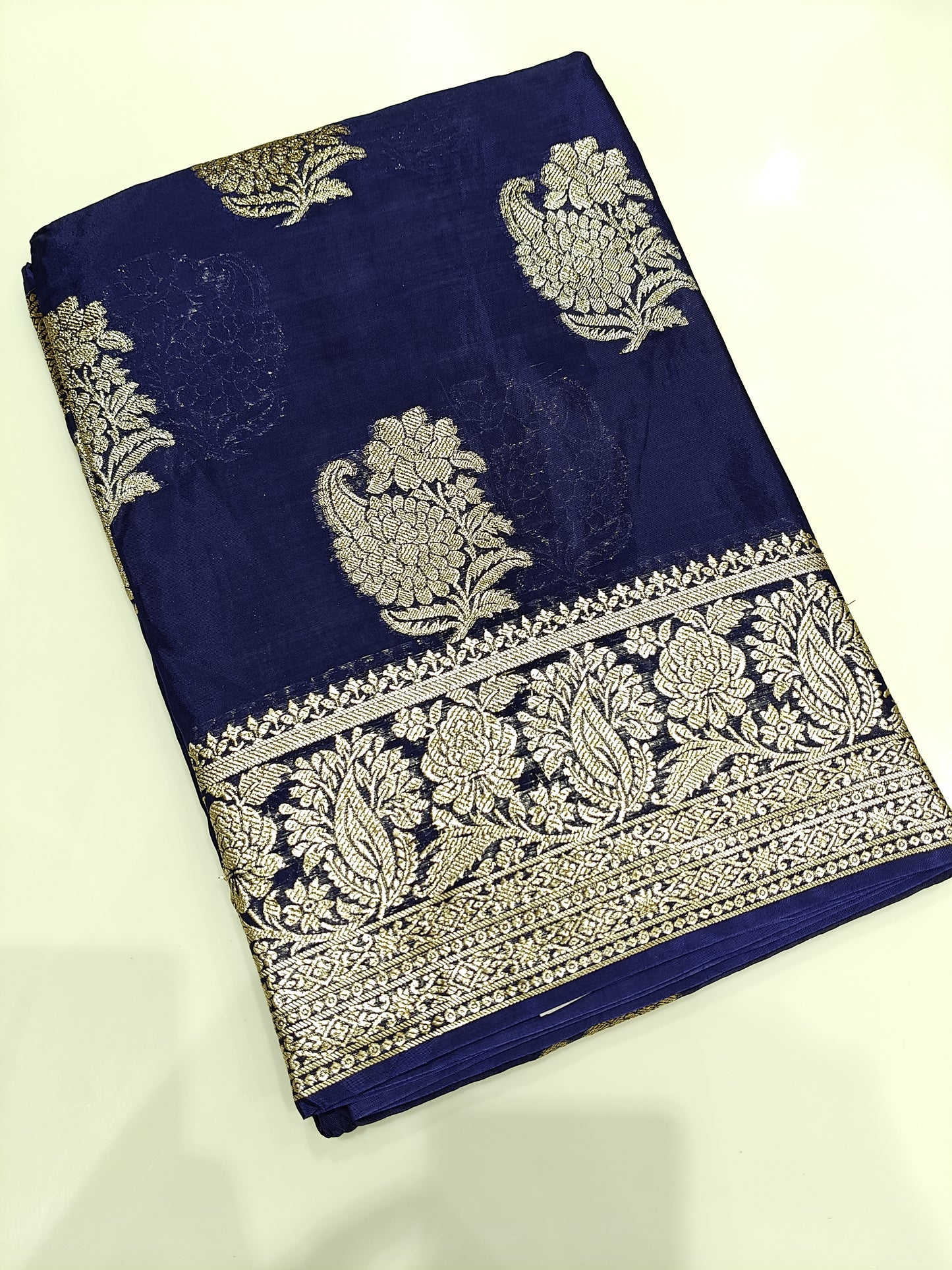 OFFER SALES SAREES - IHA 27224