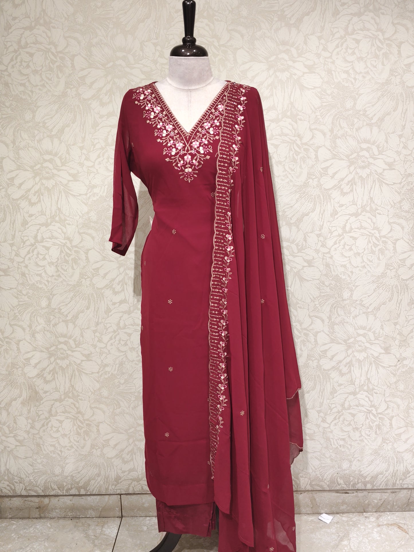 OFFER SALES TOP AND BOTTOM COLLECTIONS - IHA 27223