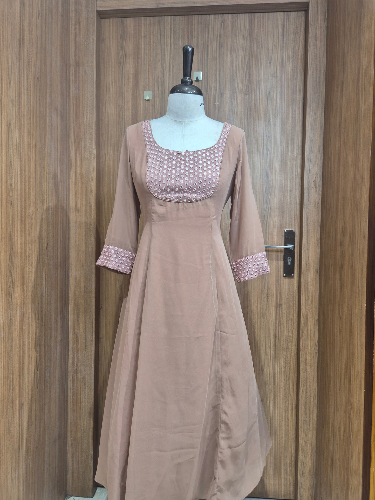 OFFER SALES TOPS COLLECTIONS - IHA 26778