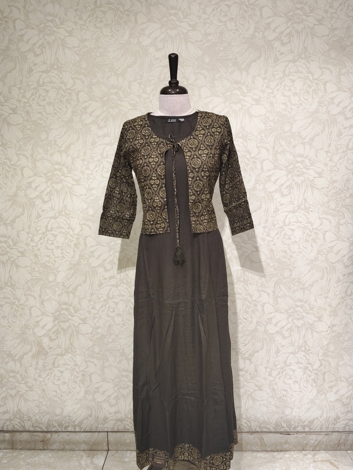 OFFER SALES TOPS COLLECTIONS - IHA 27179