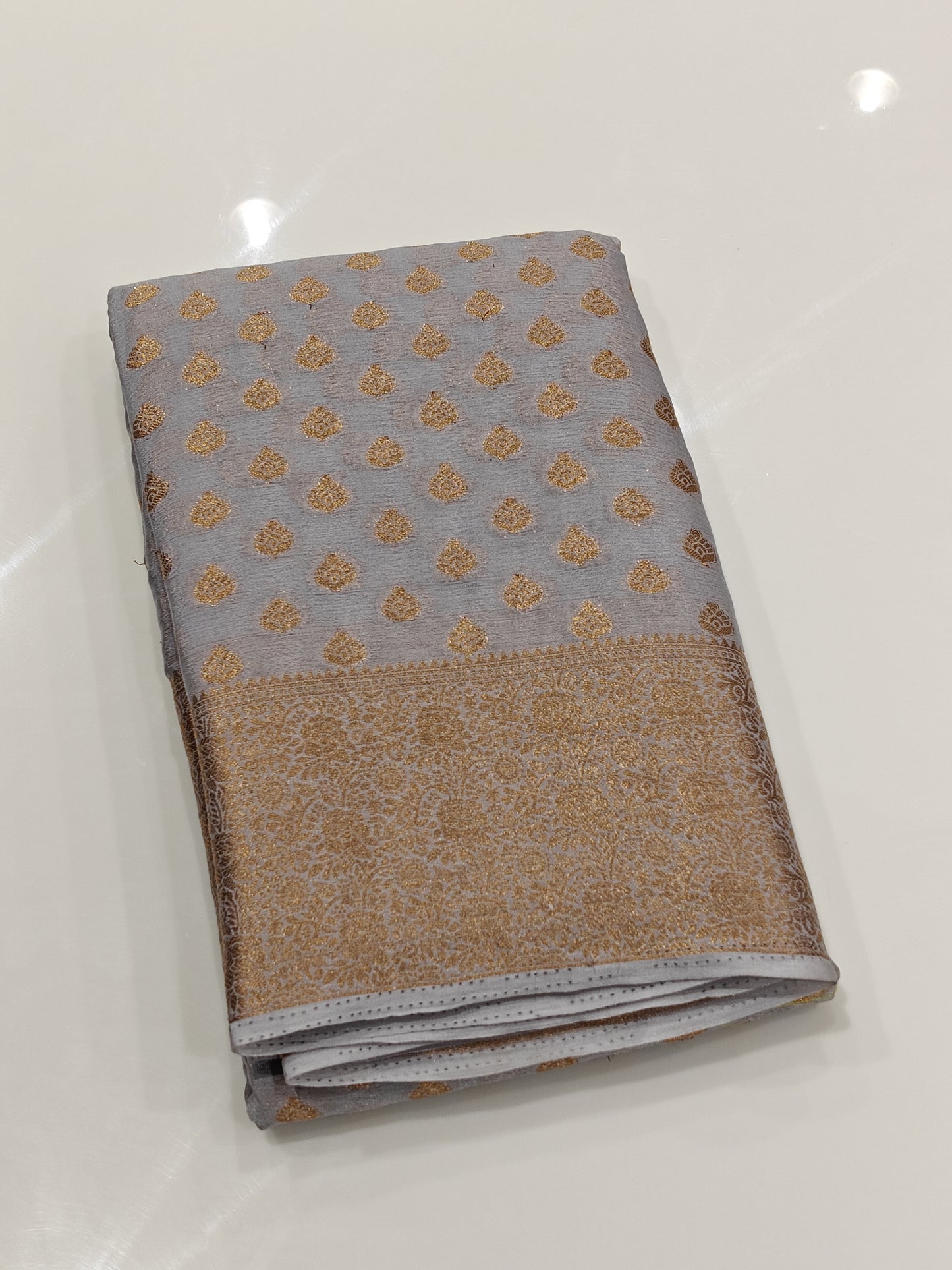 OFFER SALES SAREES - IHA 27529