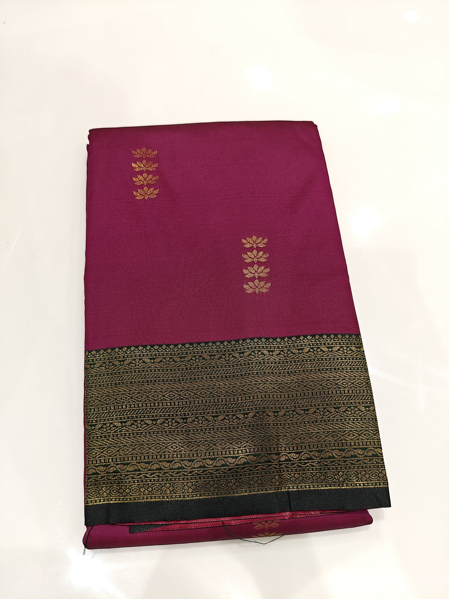 OFFER SALES SAREES - IHA 27224