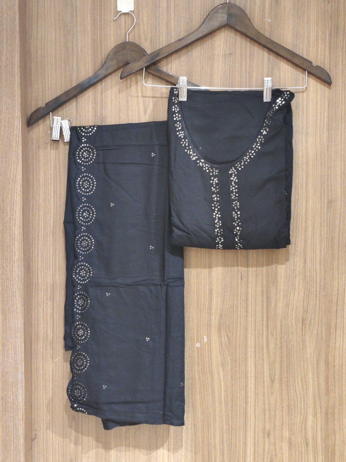 OFFER SALES UNSTITCHED SALWAR - IHA 27250