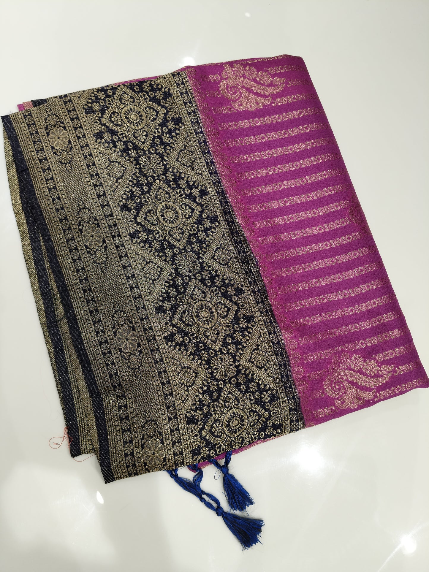 OFFER SALES SAREES - IHA 27316