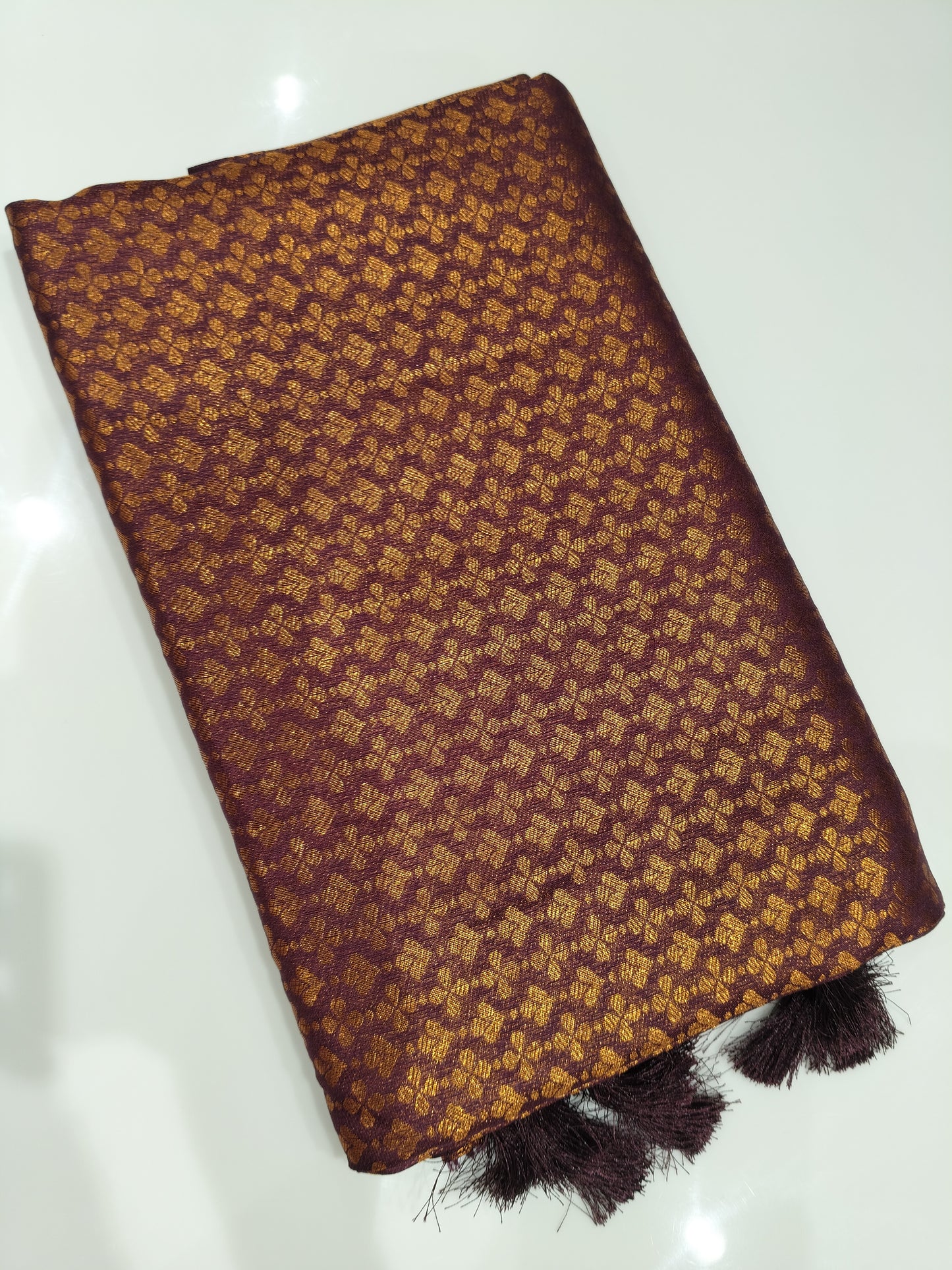 OFFER SALES SAREES - IHA 27316