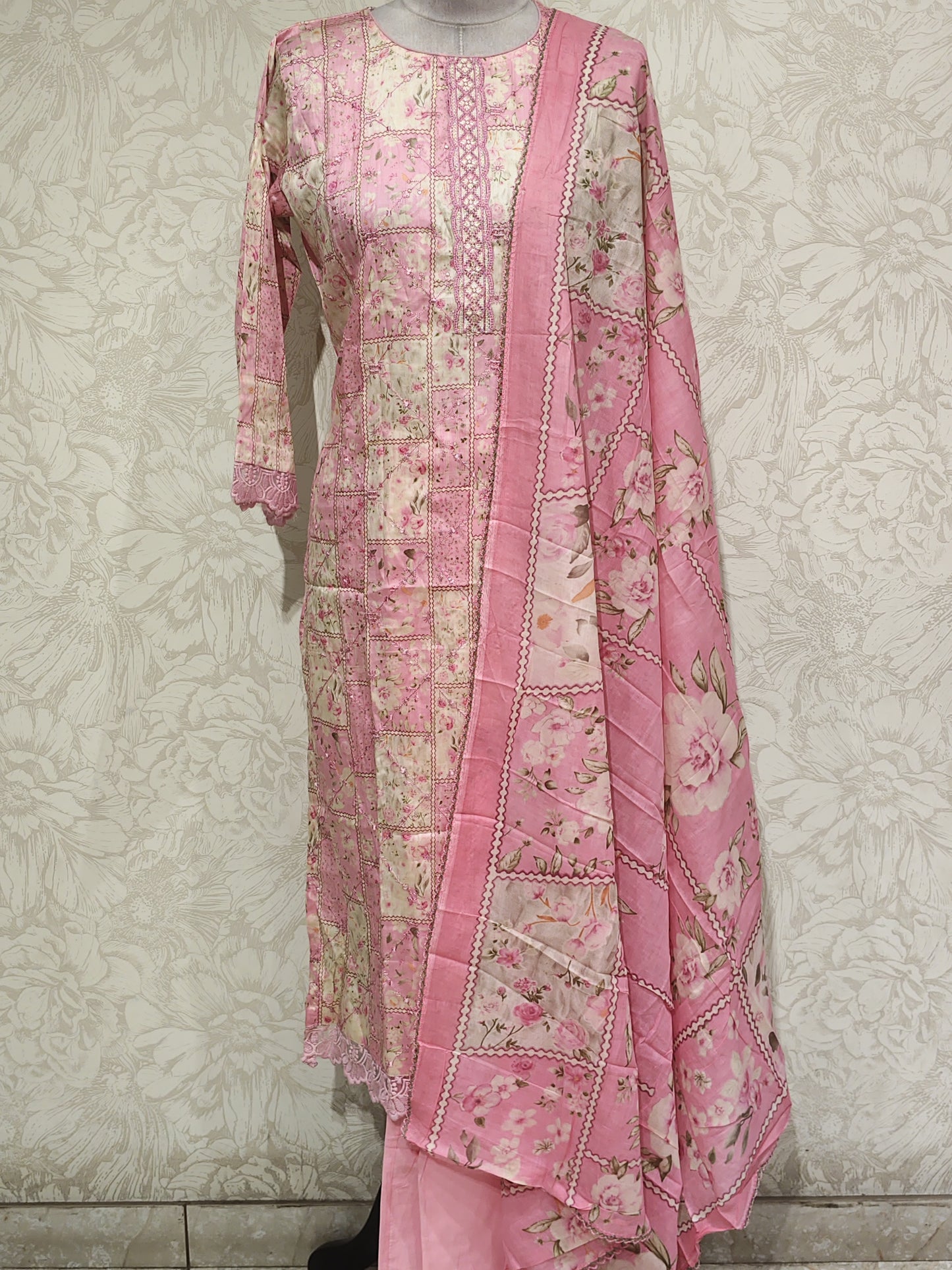OFFER SALES TOP AND BOTTOM COLLECTIONS - IHA 27223
